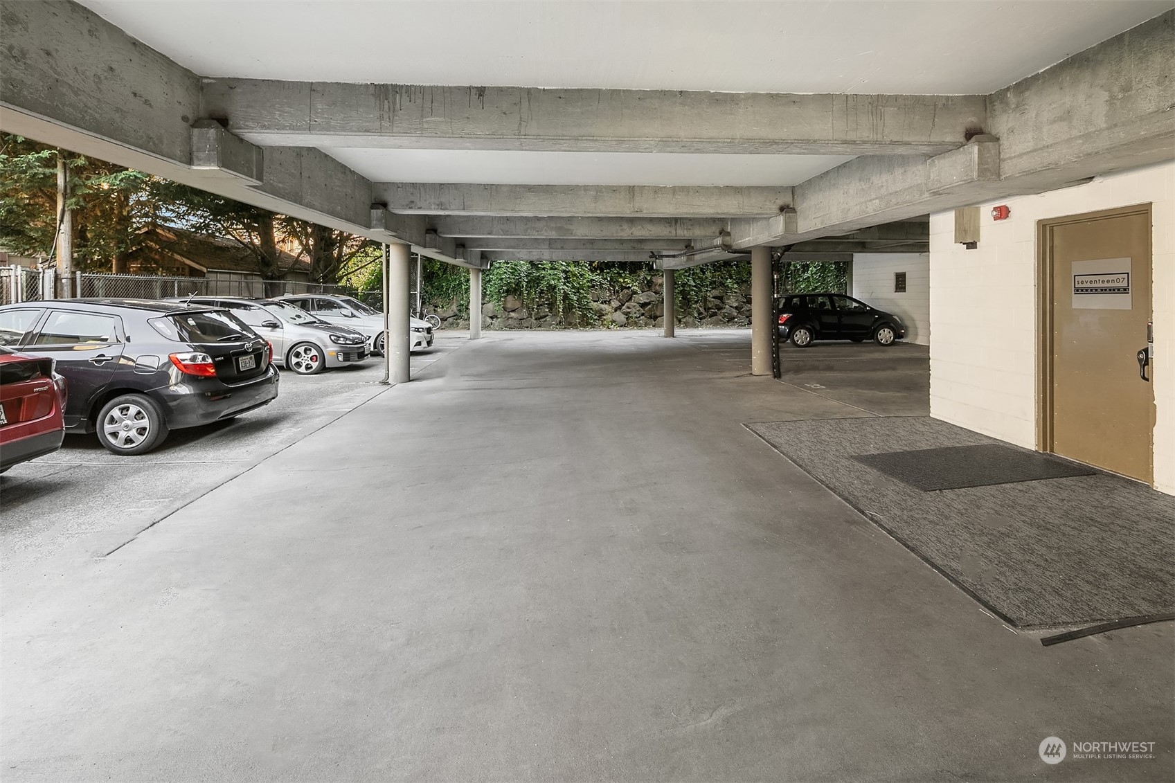 1707 Boylston Avenue Unit: 309