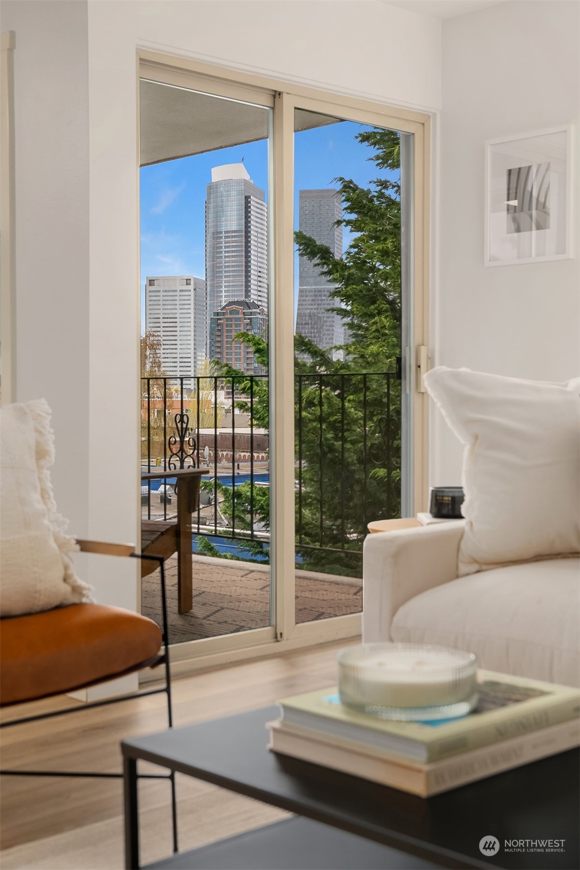 1707 Boylston Avenue Unit: 309