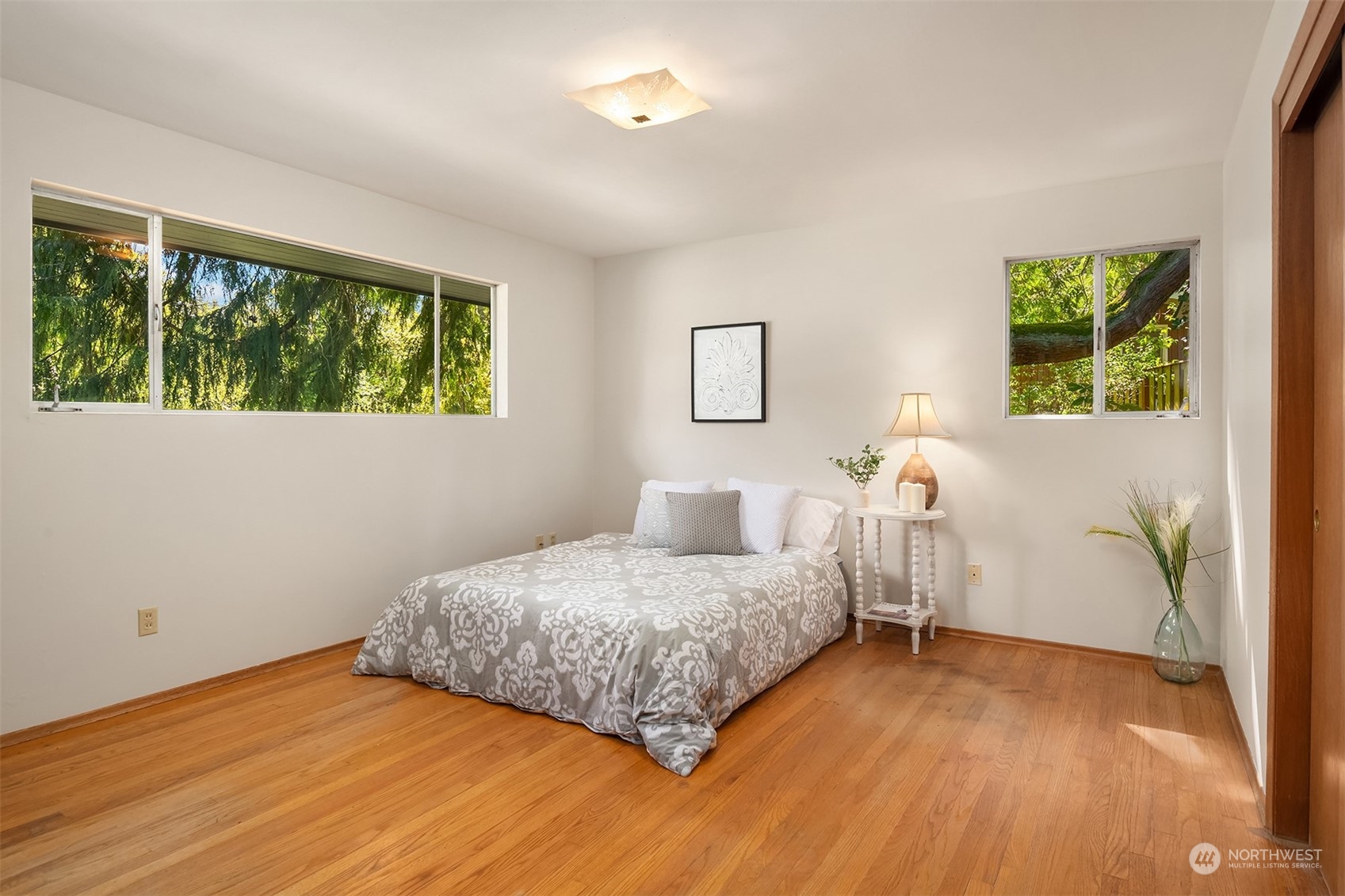 18741 60th Avenue NE