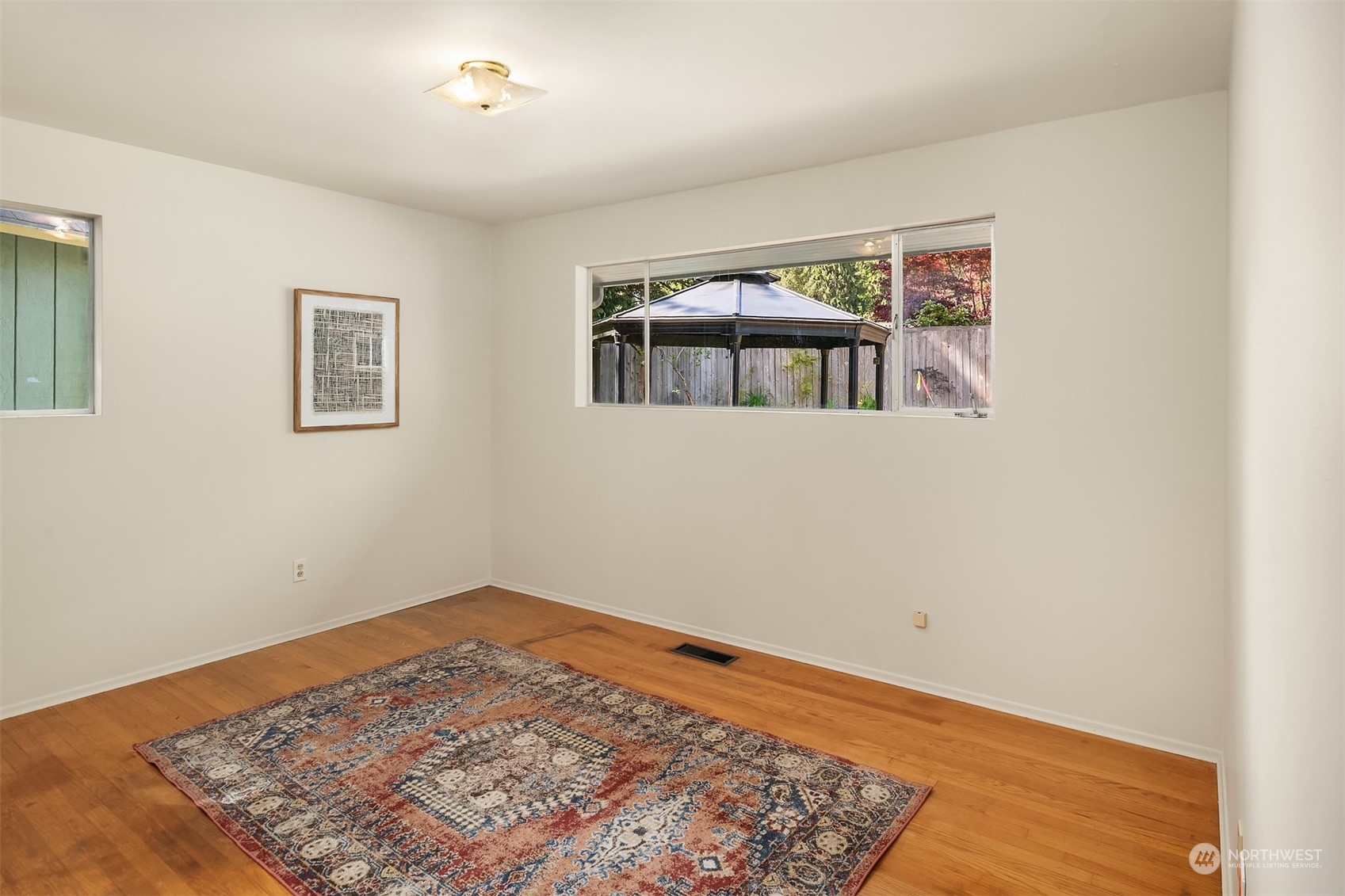 18741 60th Avenue NE