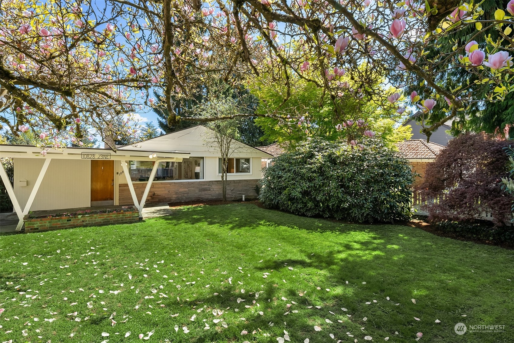 10828 23rd Avenue NE