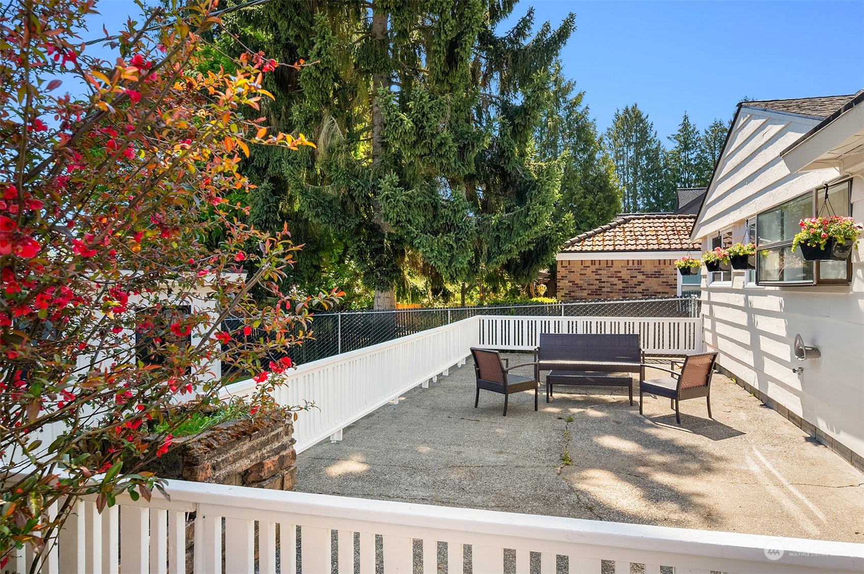 10828 23rd Avenue NE