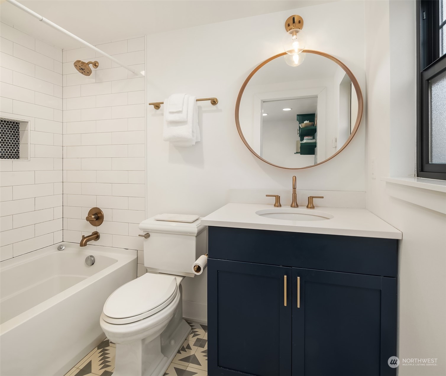 10828 23rd Avenue NE