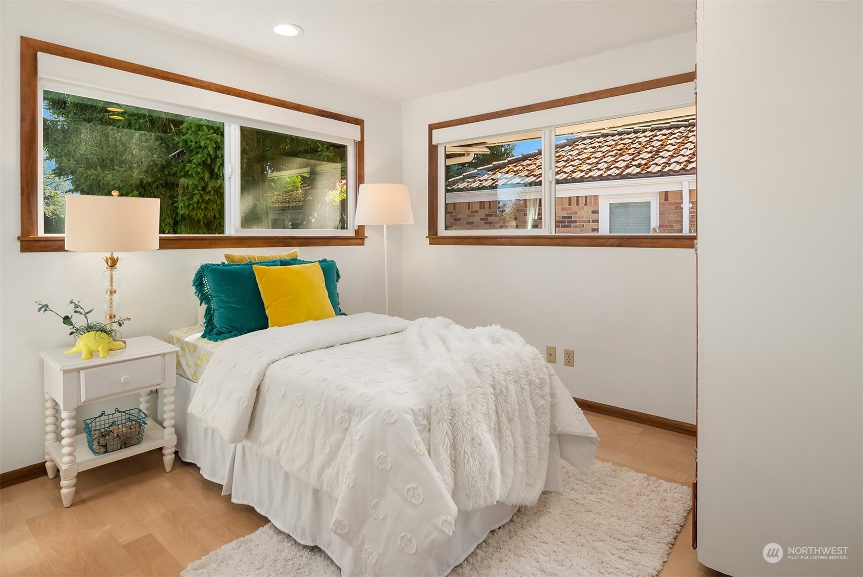 10828 23rd Avenue NE