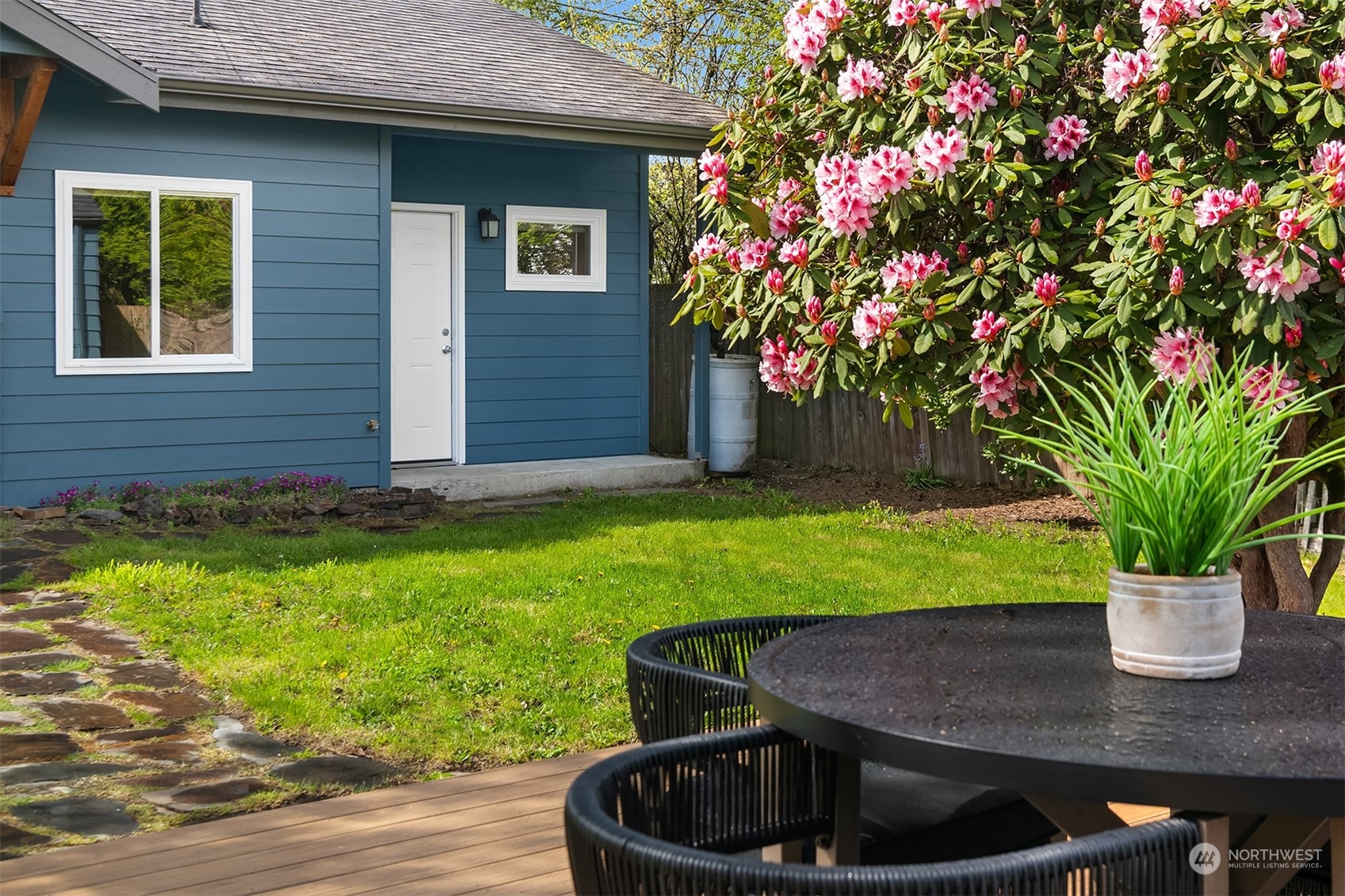 9507 Dayton Avenue N