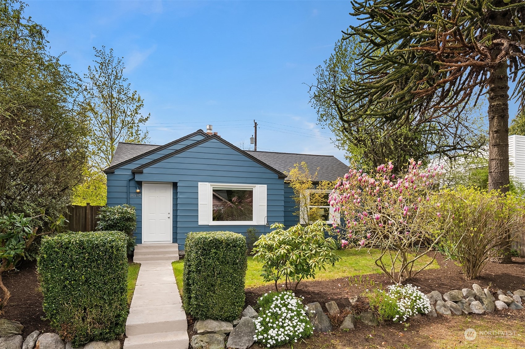 9507 Dayton Avenue N