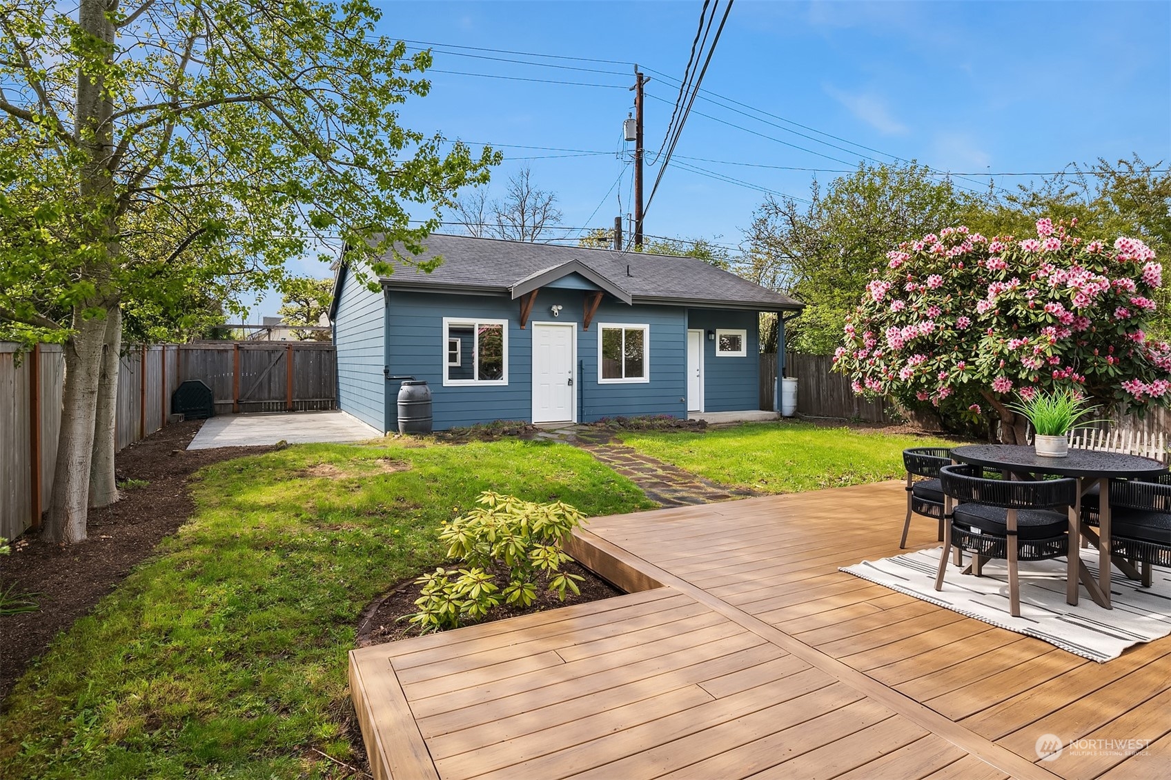 9507 Dayton Avenue N