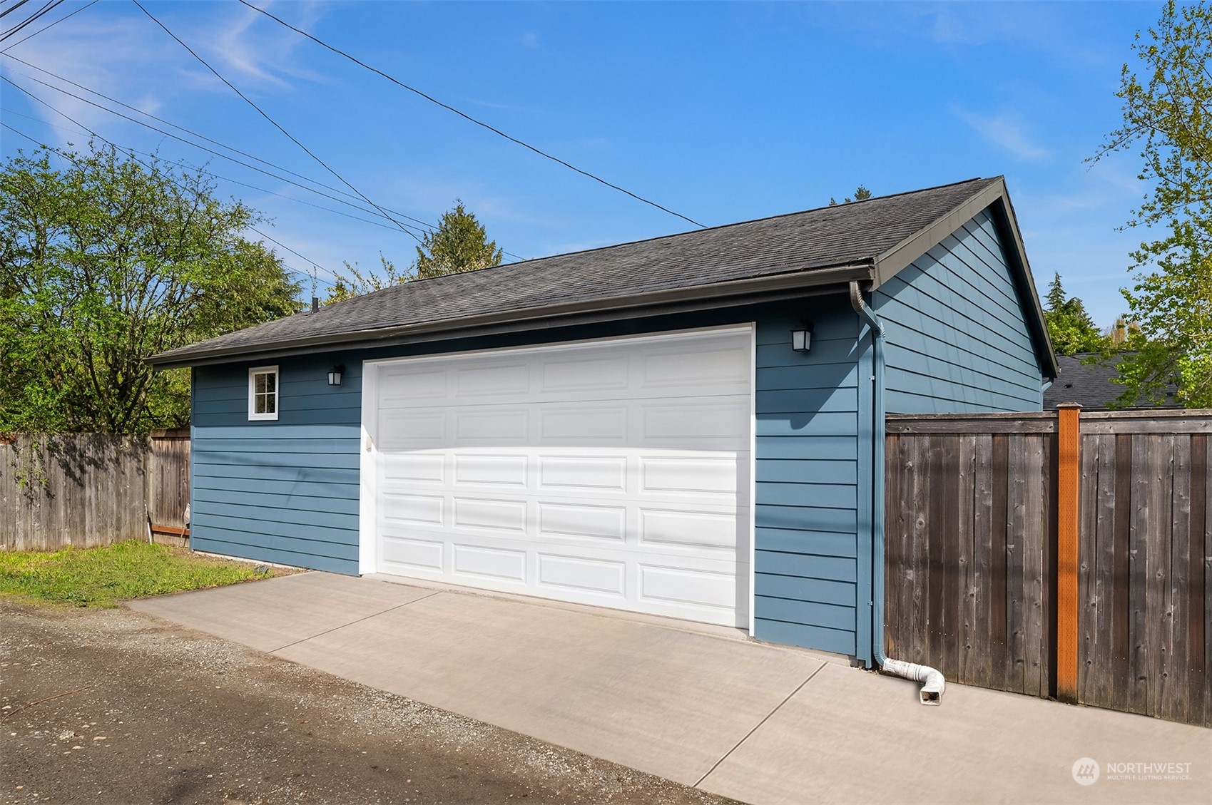 9507 Dayton Avenue N