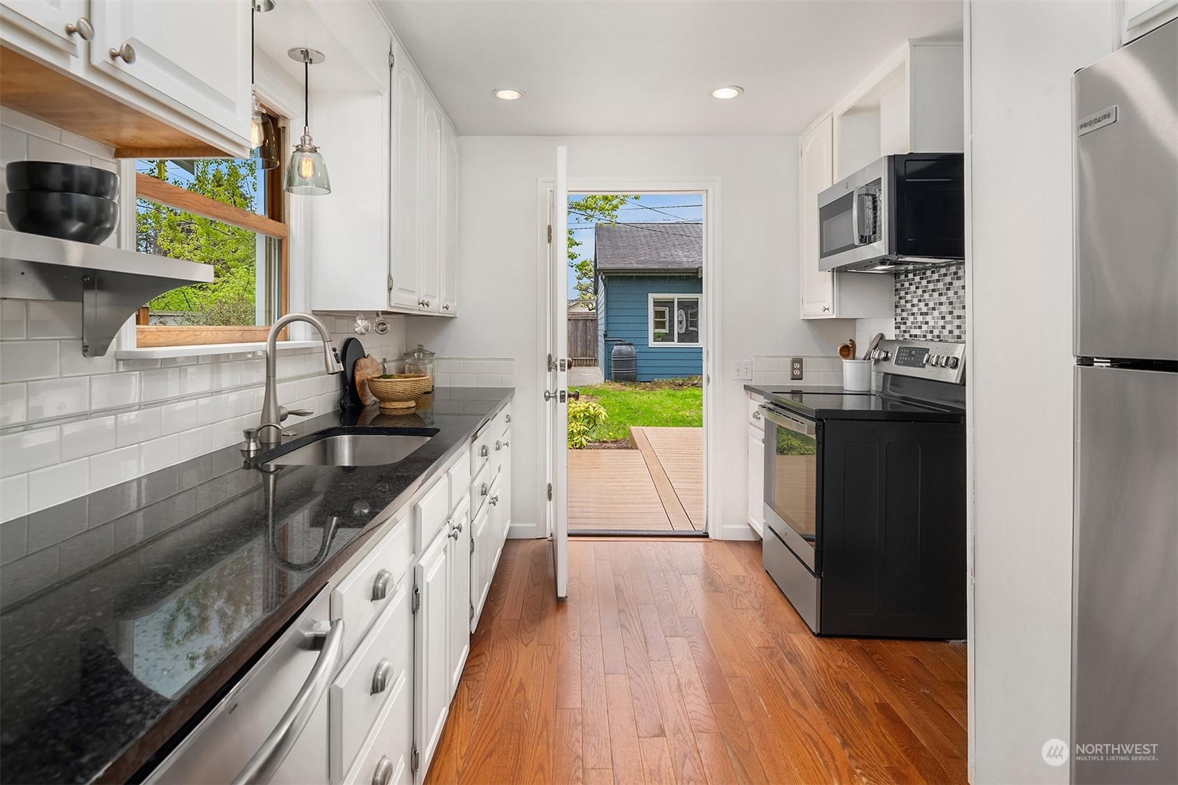 9507 Dayton Avenue N