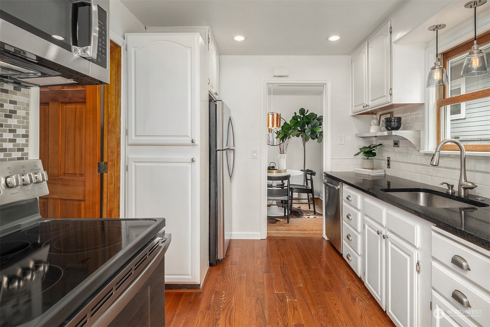 9507 Dayton Avenue N