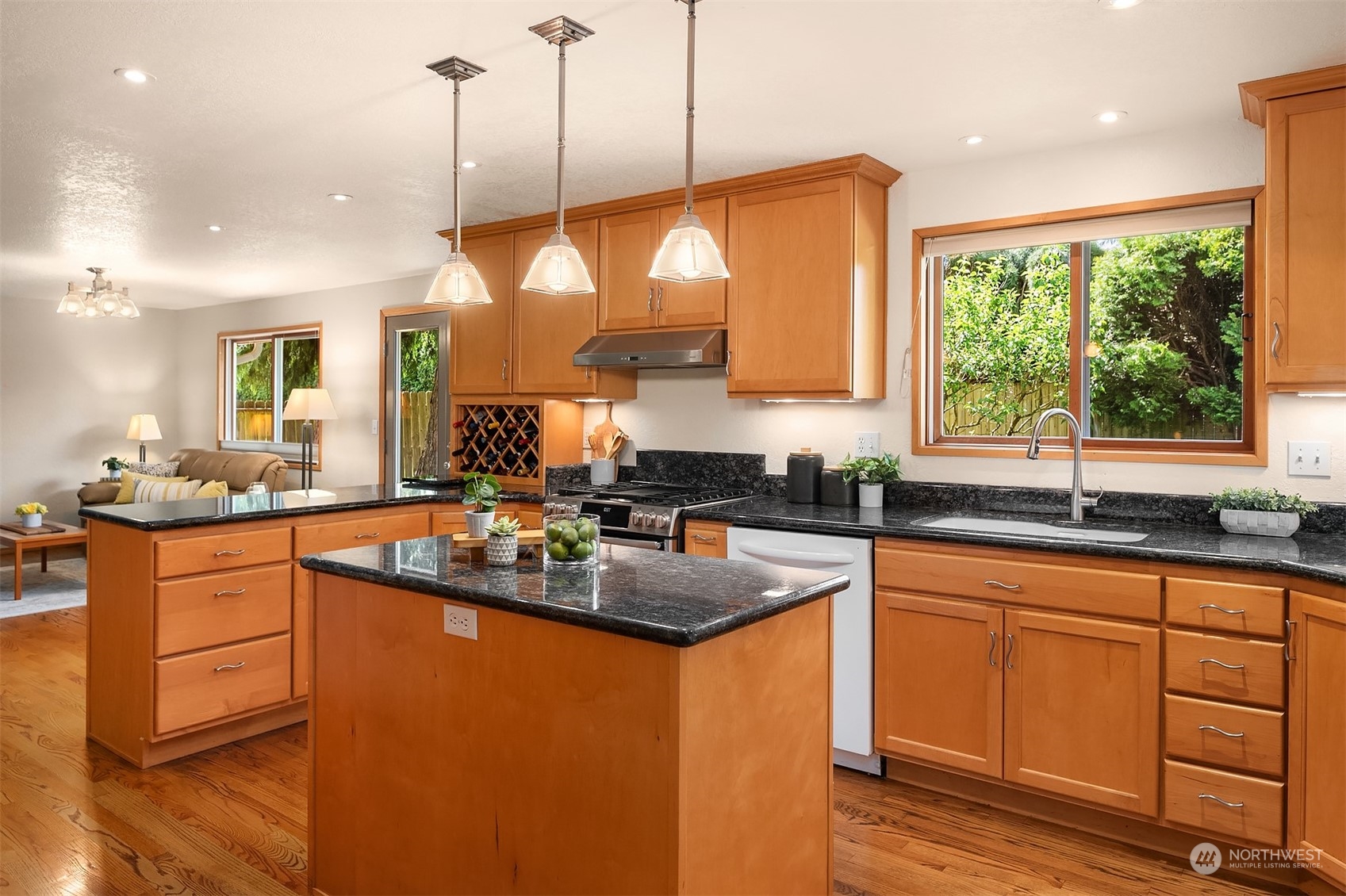 4033 NE 205th Street