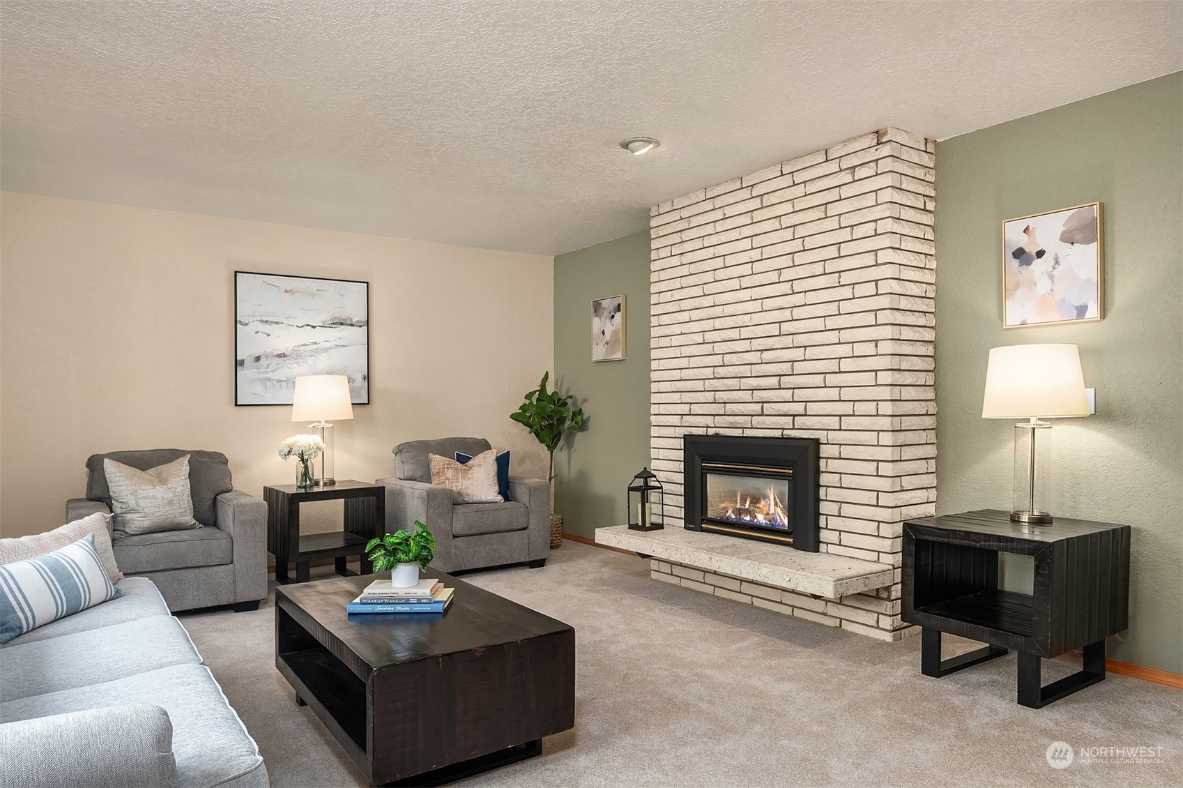 4033 NE 205th Street