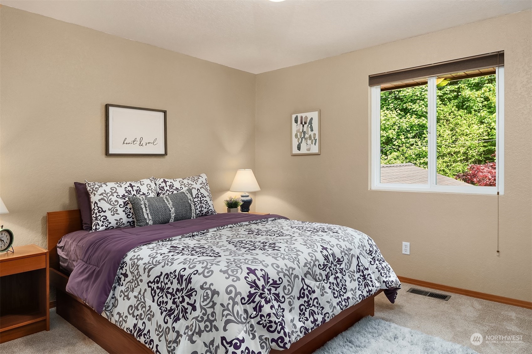 4033 NE 205th Street