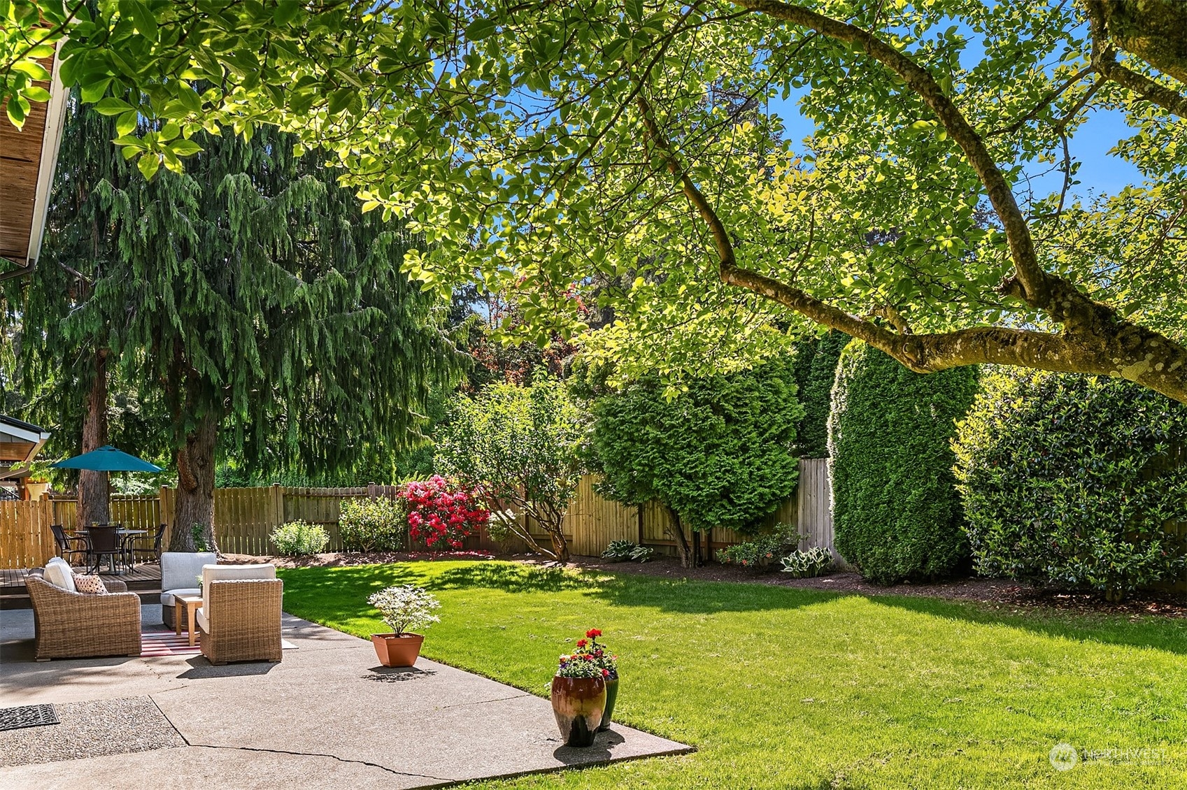 4033 NE 205th Street