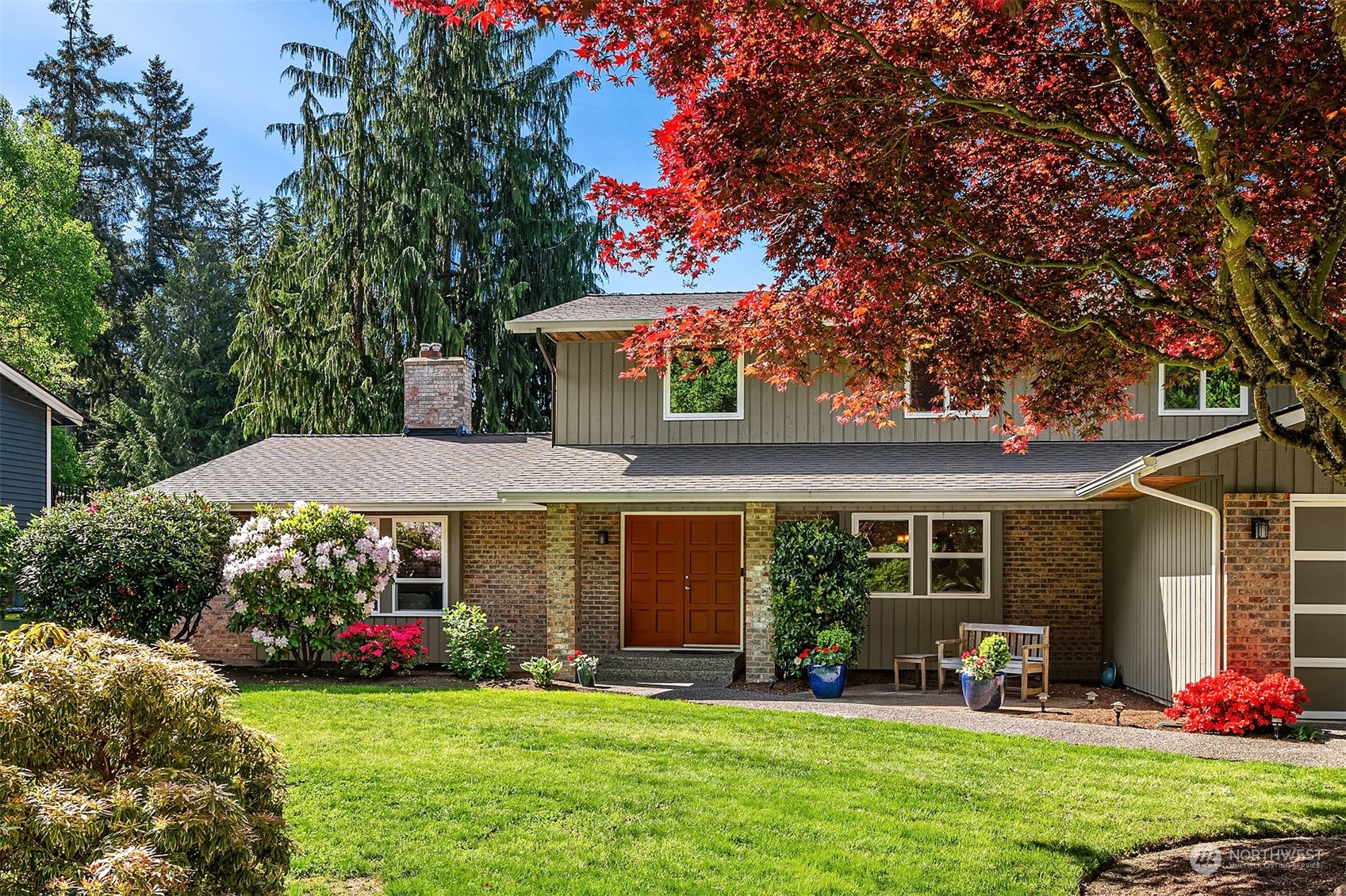 4033 NE 205th Street