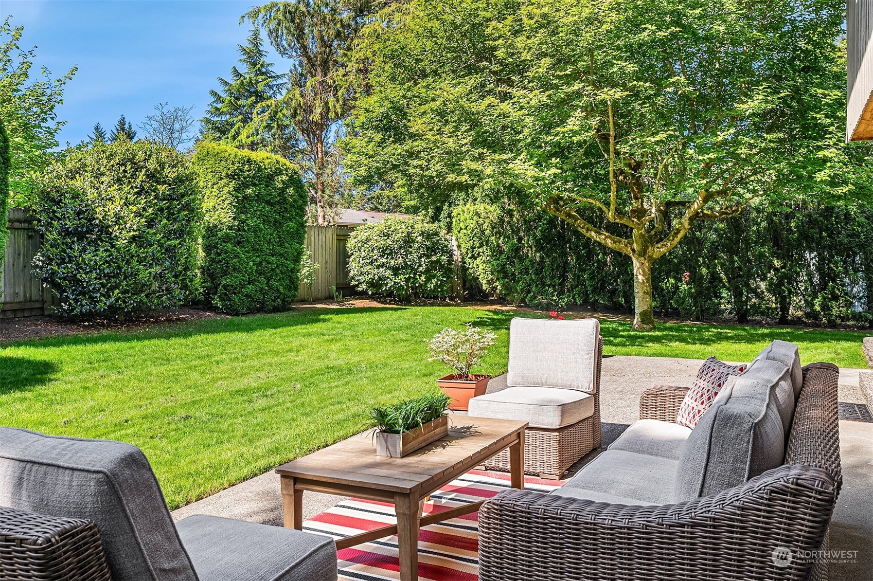 4033 NE 205th Street