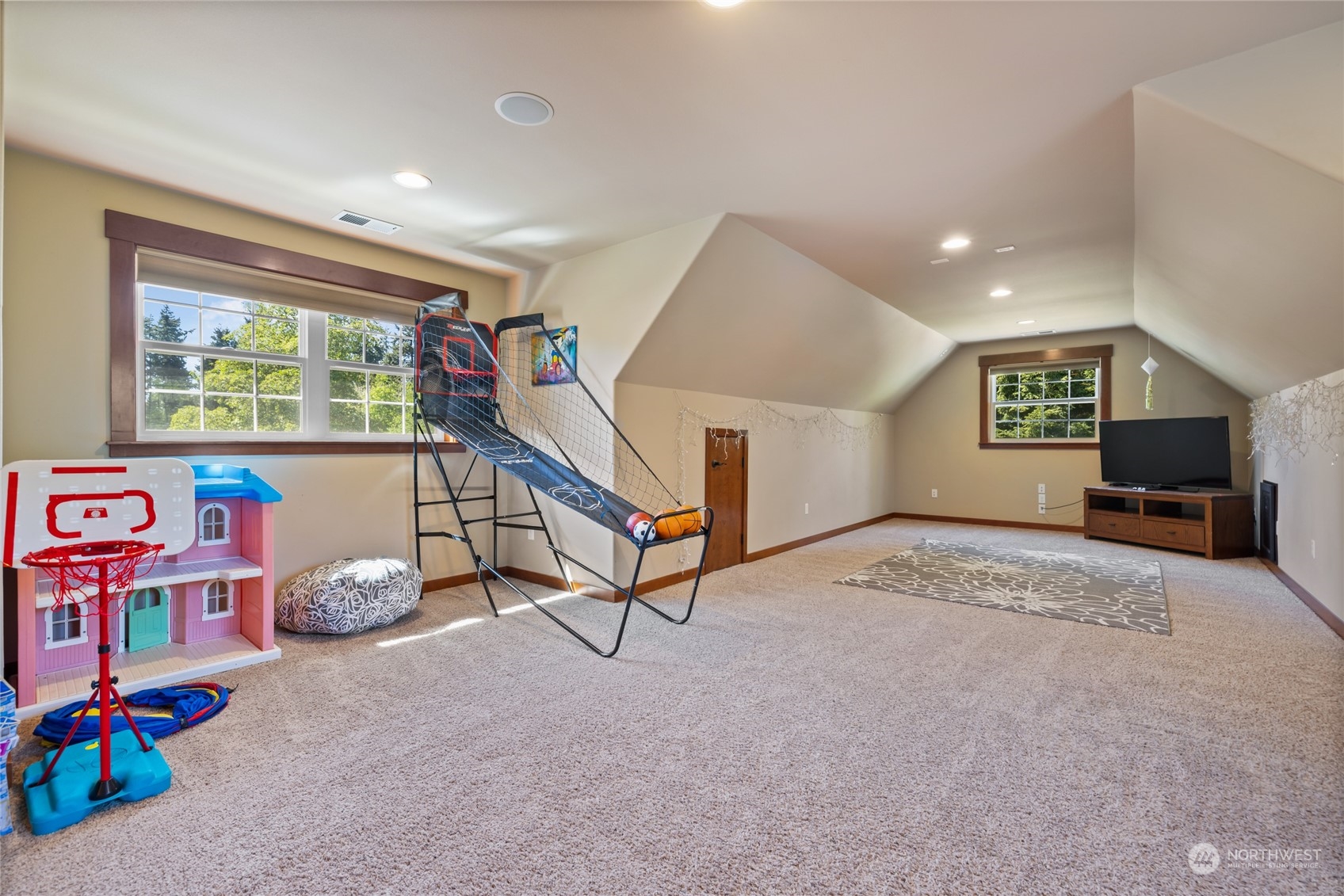 11110 119th Street E