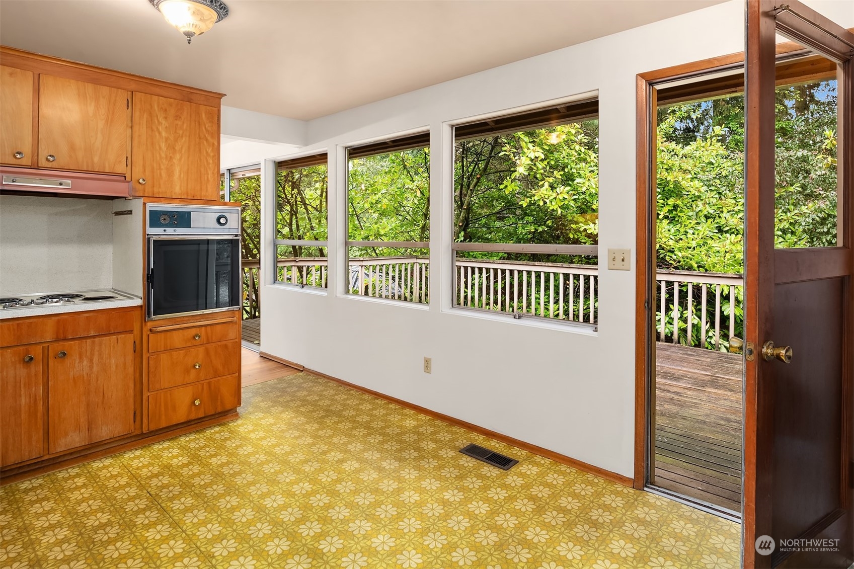 14854 Densmore Avenue N