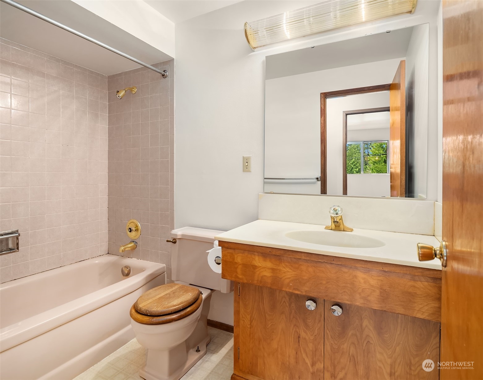 14854 Densmore Avenue N