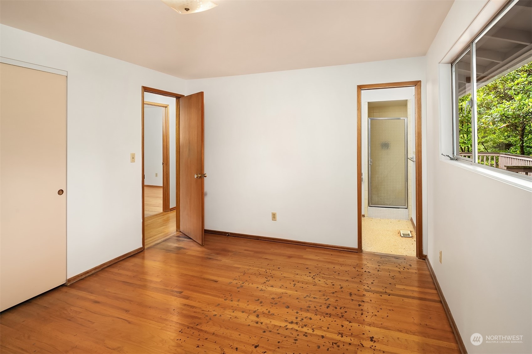 14854 Densmore Avenue N