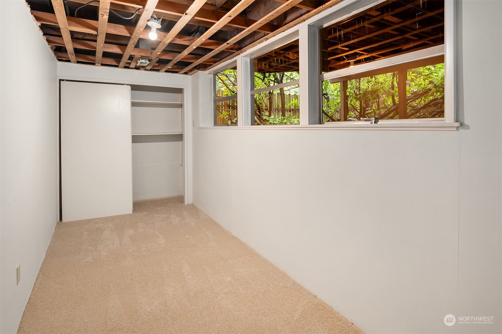 14854 Densmore Avenue N