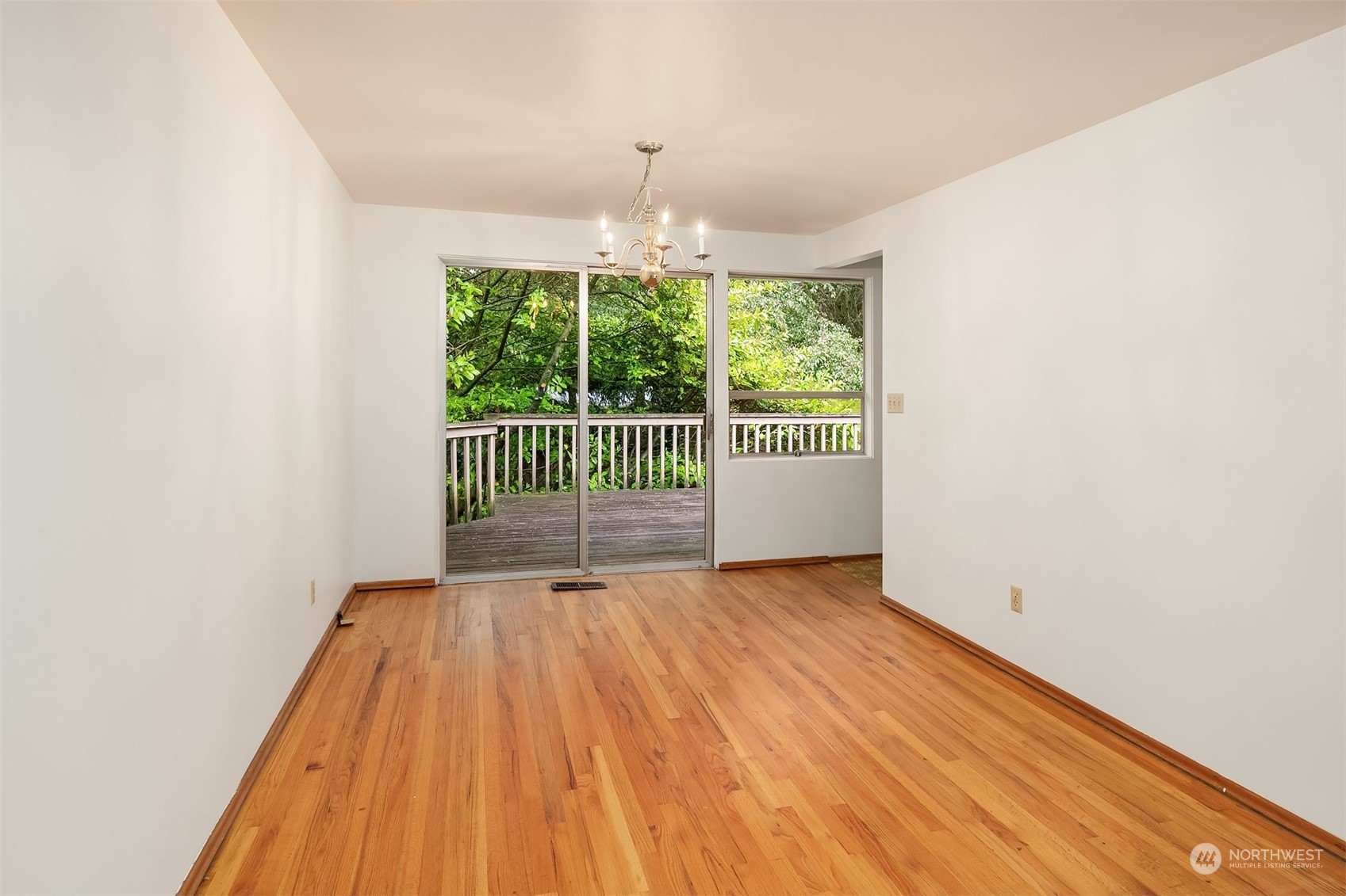 14854 Densmore Avenue N