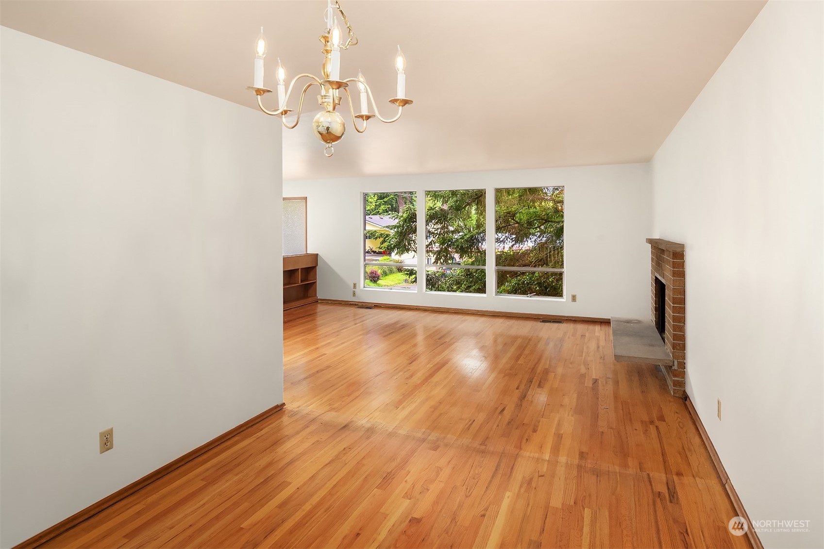 14854 Densmore Avenue N