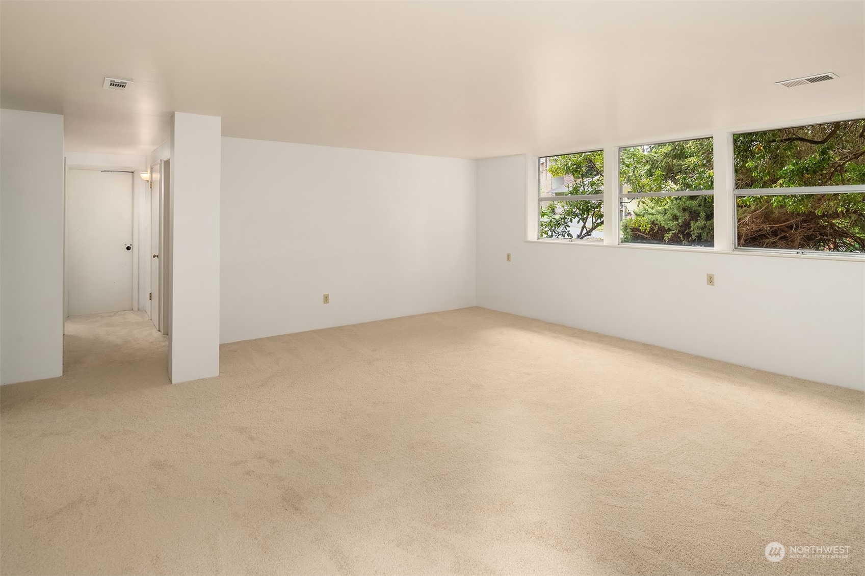 14854 Densmore Avenue N