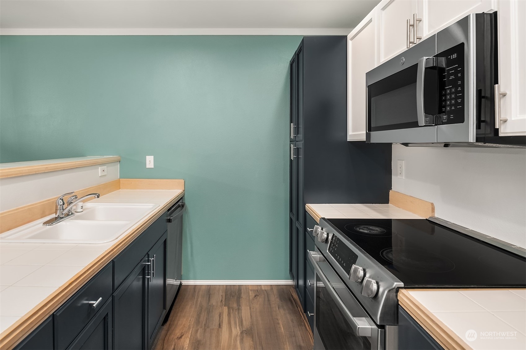 25235 SE Klahanie Blvd Unit: A305