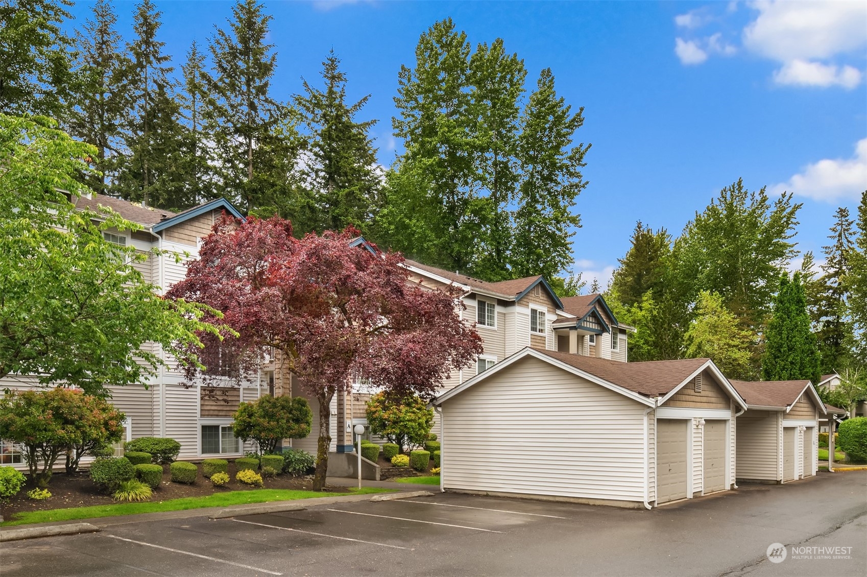 25235 SE Klahanie Blvd Unit: A305