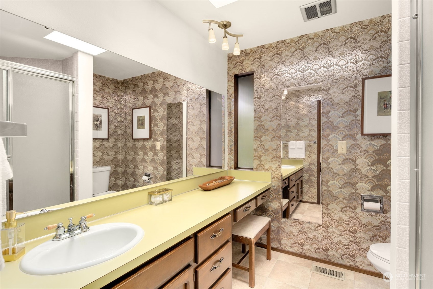 3720 NE 150th Street