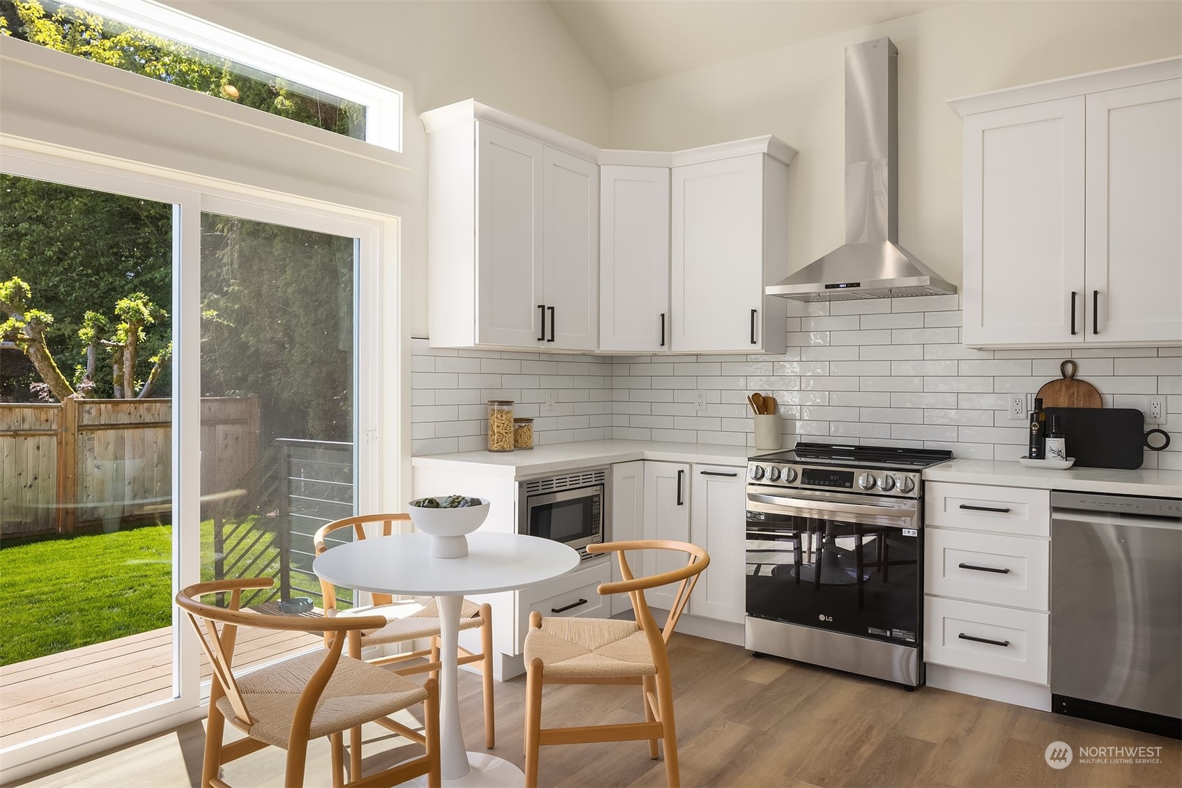 11621 Meridian Avenue N