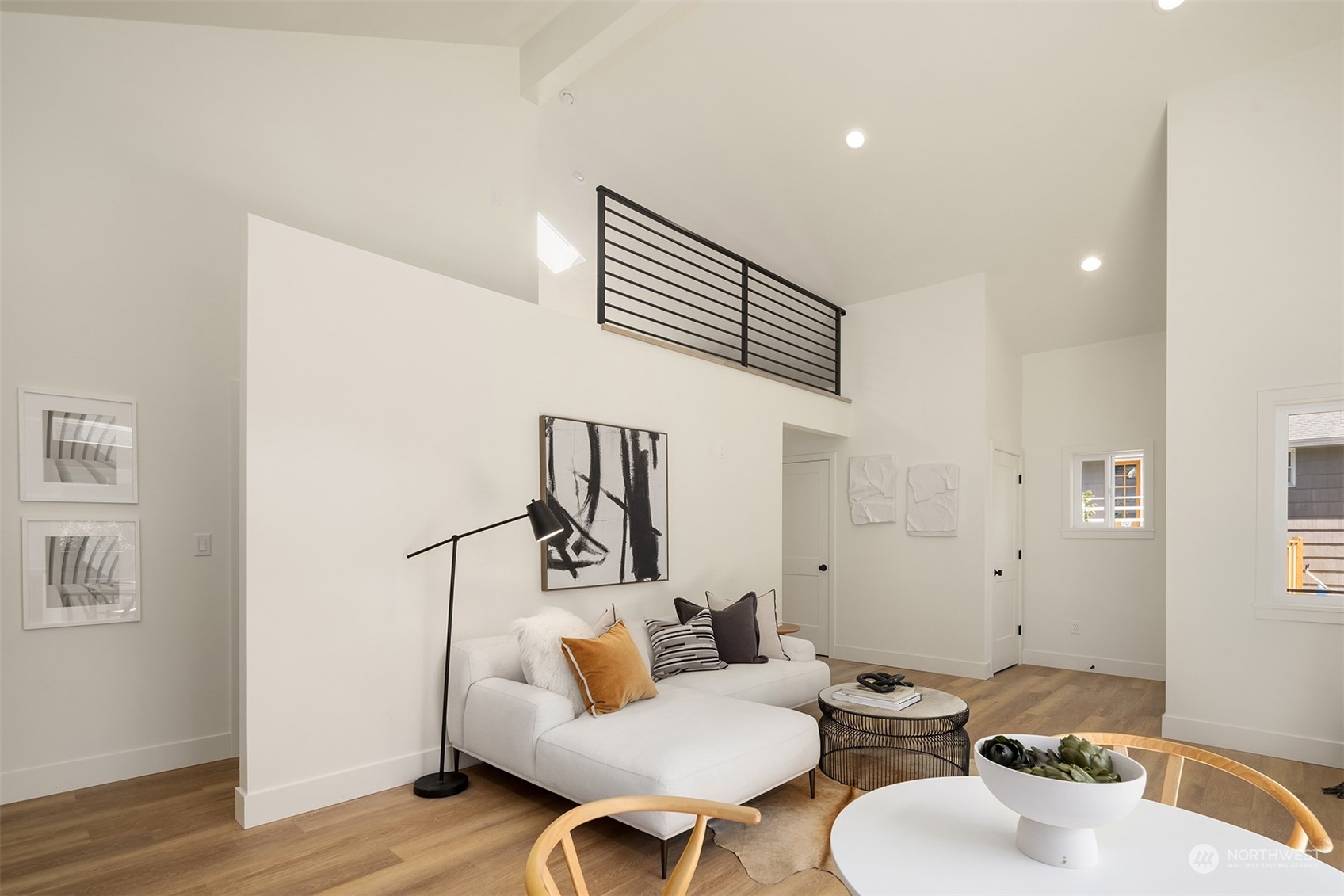 11621 Meridian Avenue N