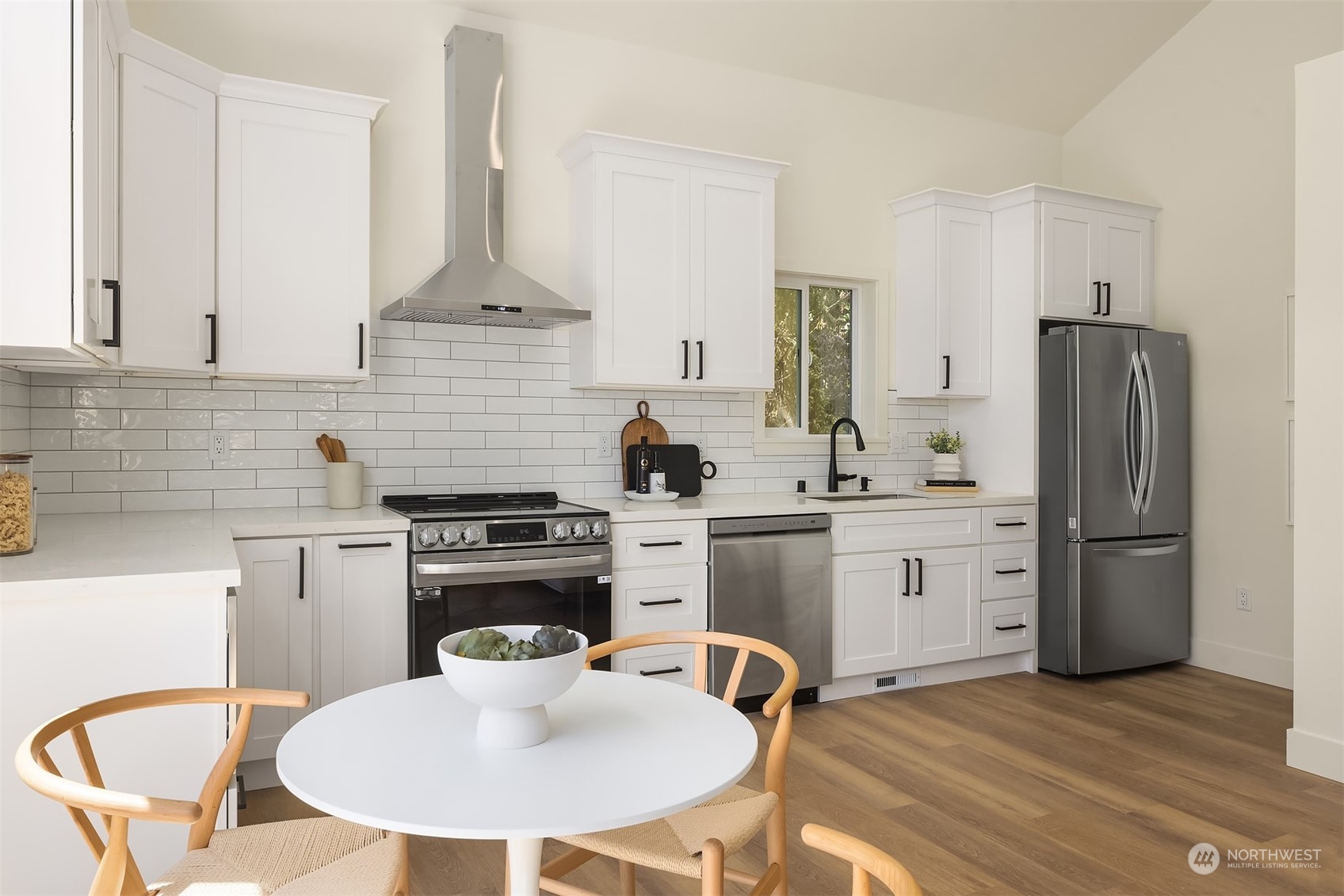 11621 Meridian Avenue N