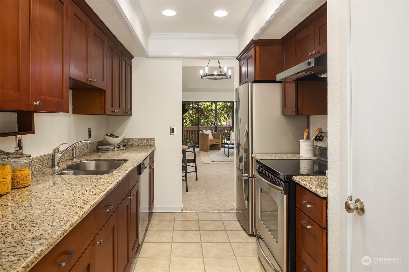 13730 15th Avenue NE Unit: D301