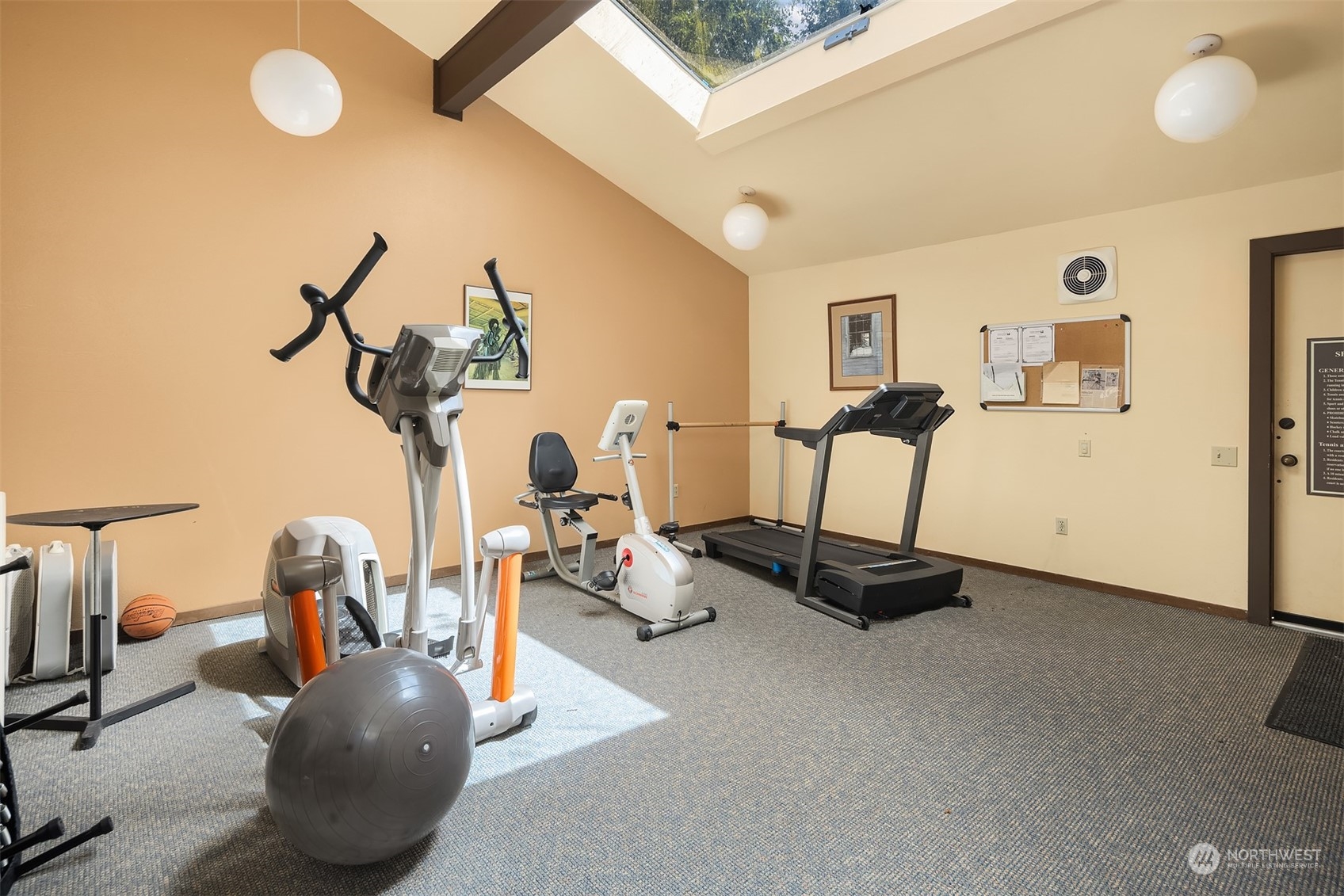 13730 15th Avenue NE Unit: D301