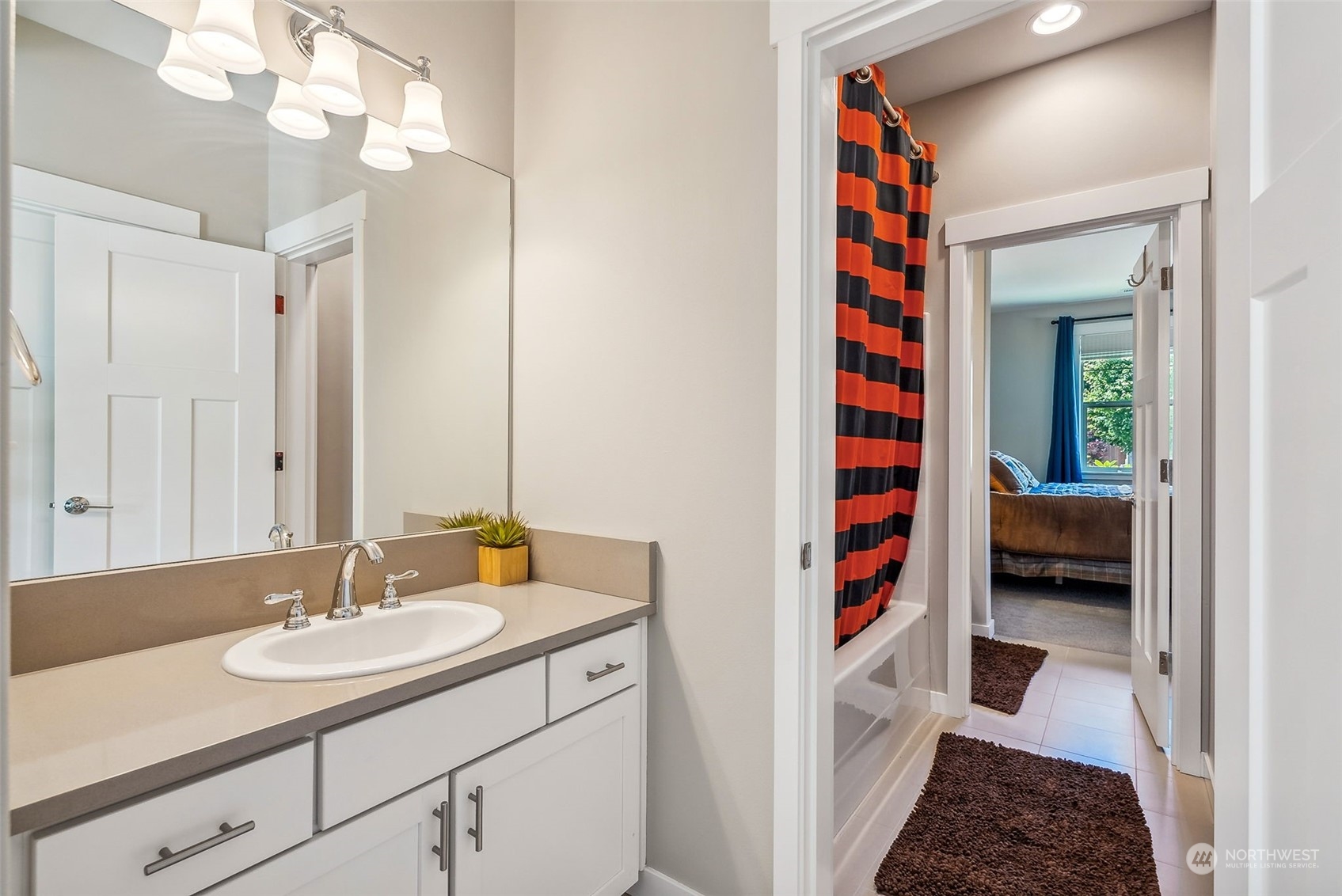 5040 327th Avenue NE