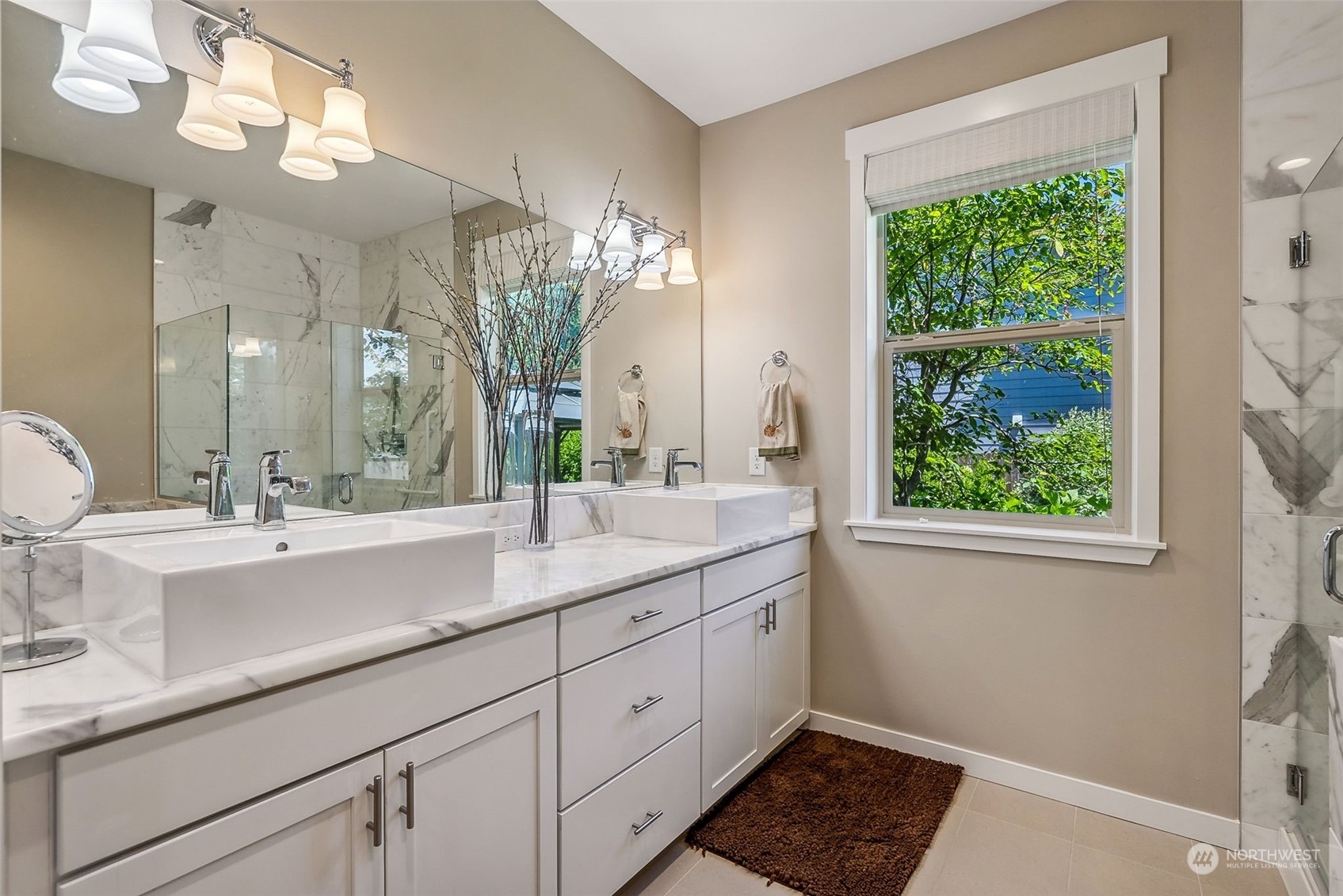 5040 327th Avenue NE