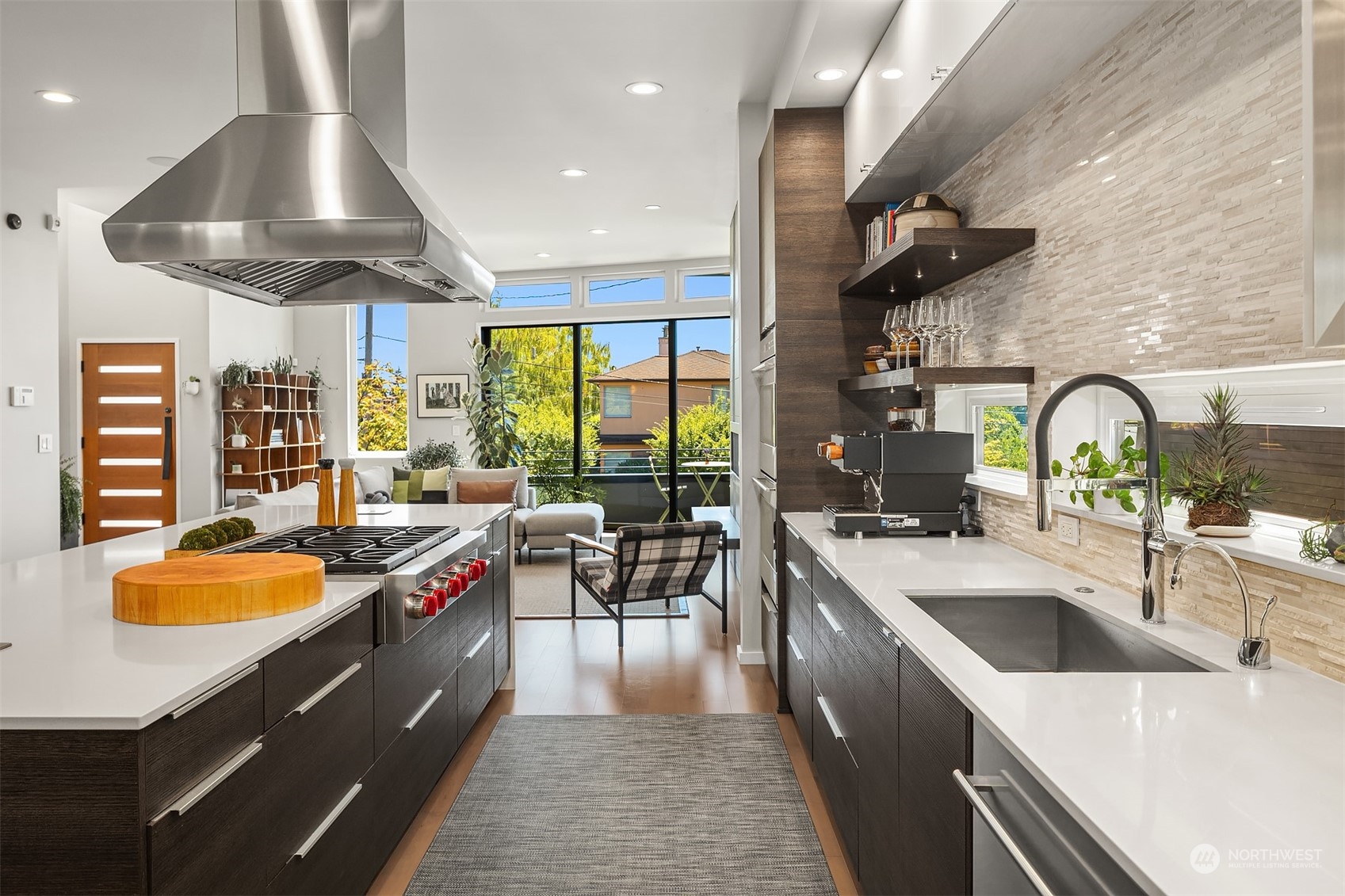 2800 W Boston Street