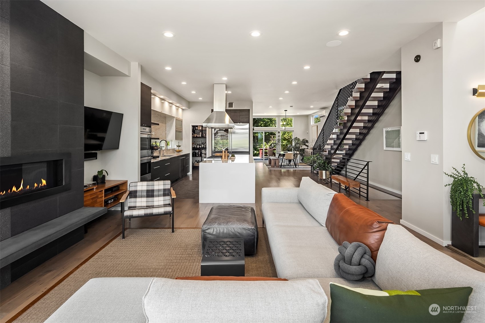 2800 W Boston Street