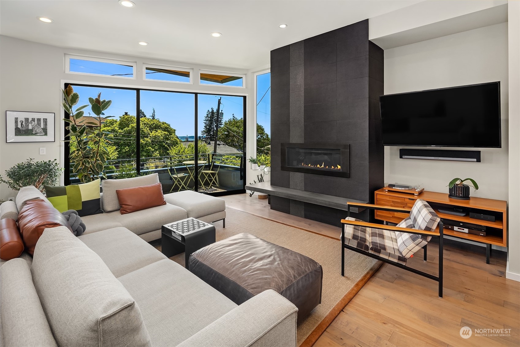 2800 W Boston Street