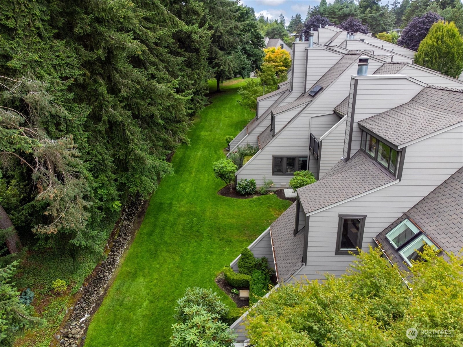 10303 NE 19th Place Unit: B4