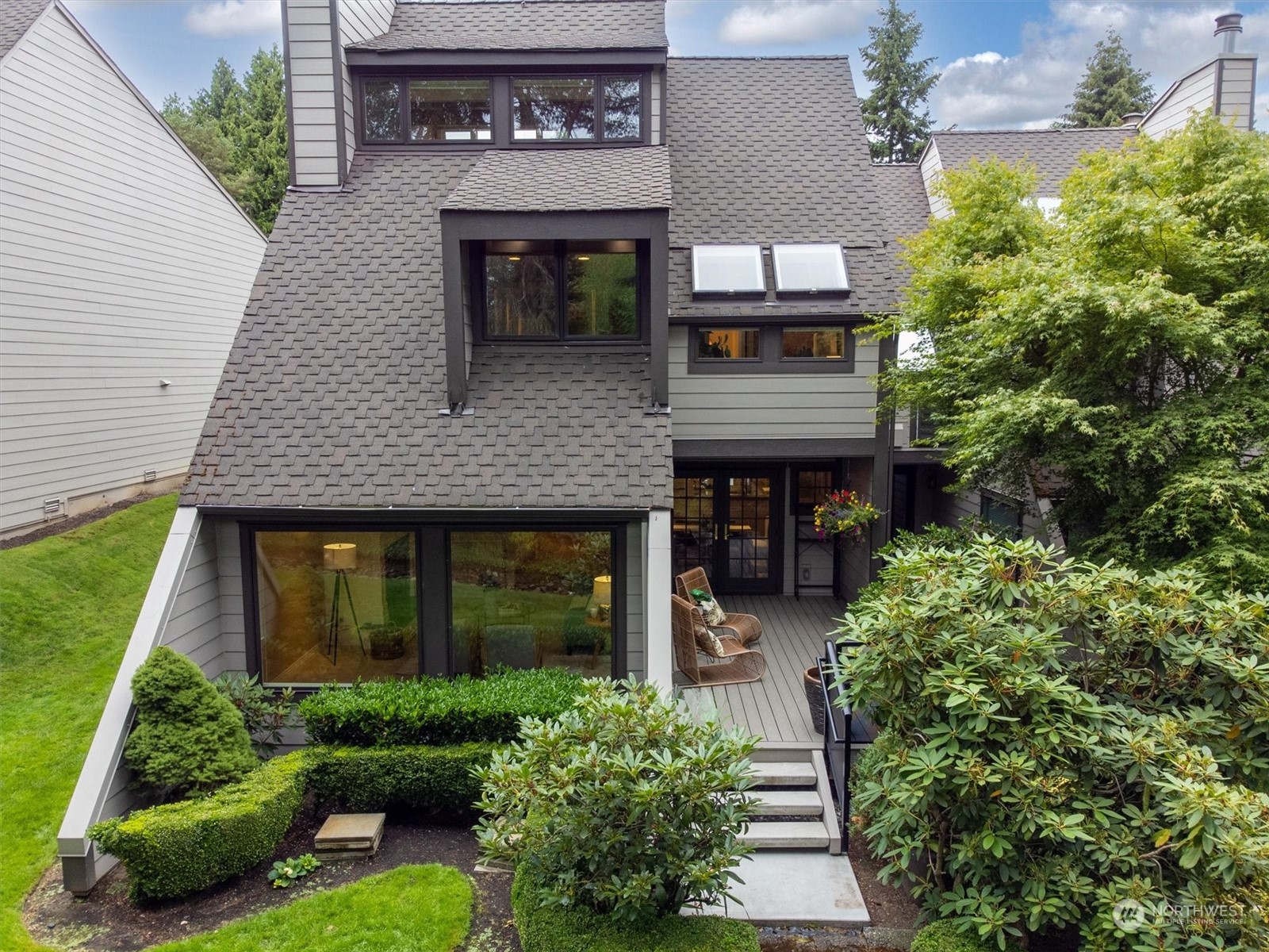 10303 NE 19th Place Unit: B4