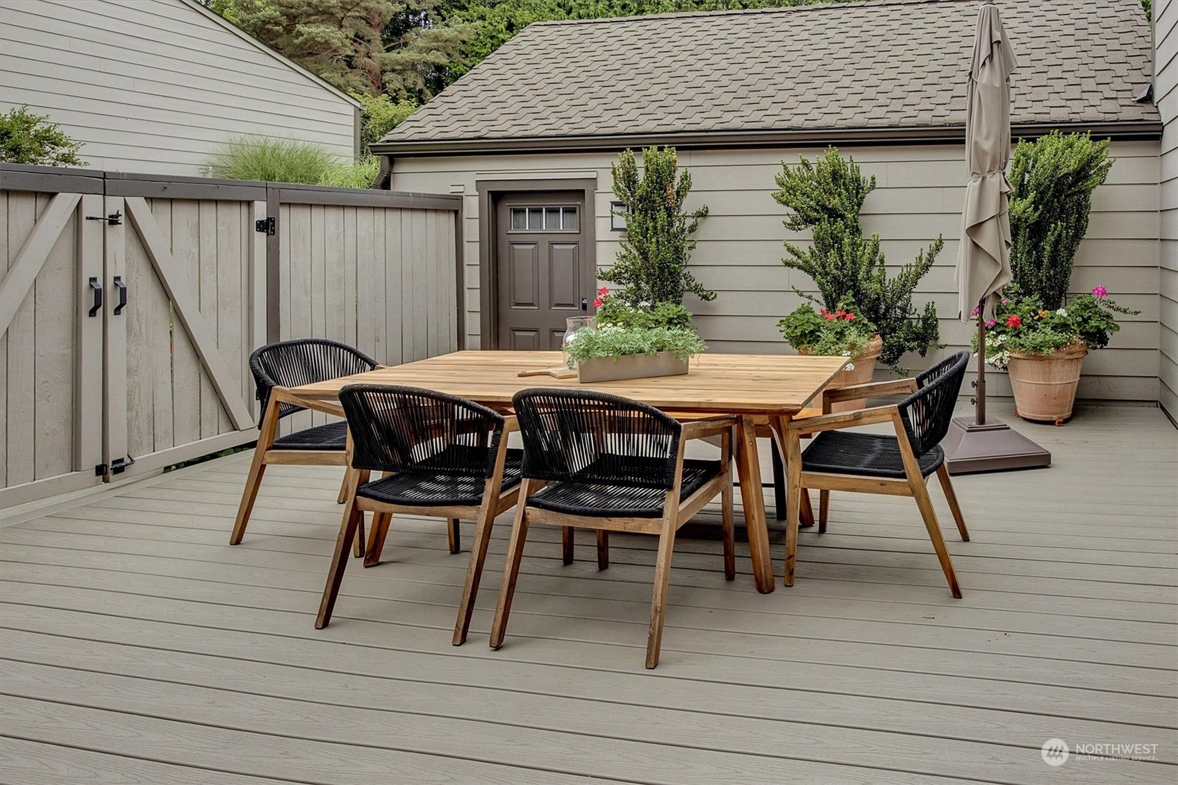 10303 NE 19th Place Unit: B4