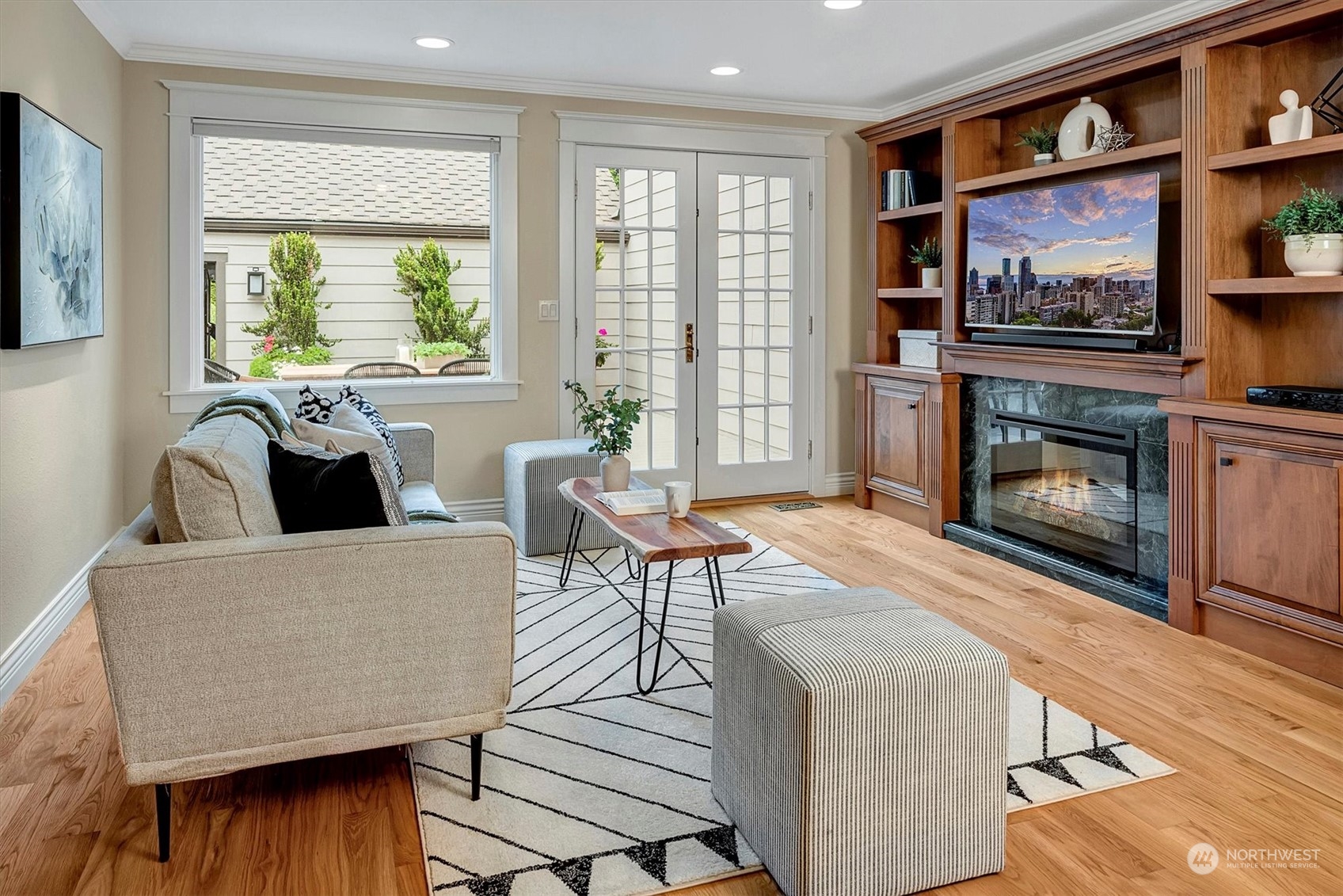 10303 NE 19th Place Unit: B4