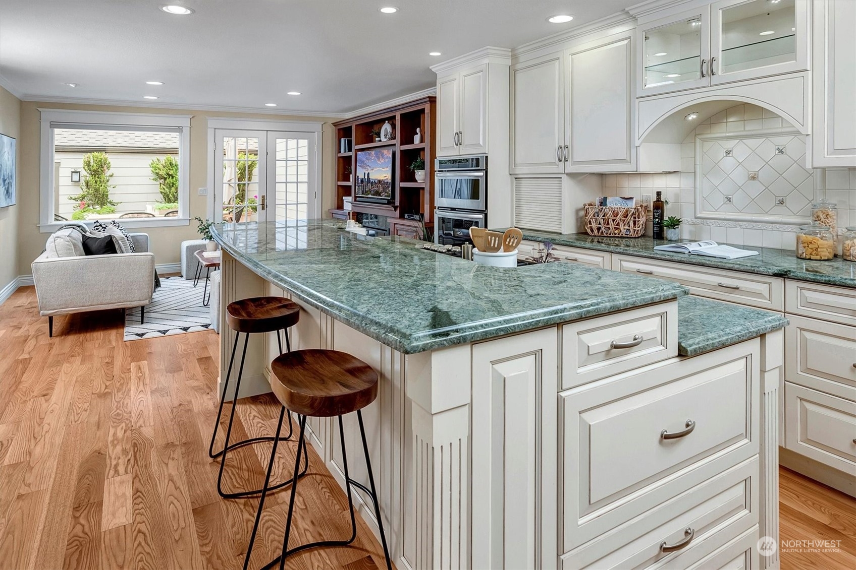 10303 NE 19th Place Unit: B4