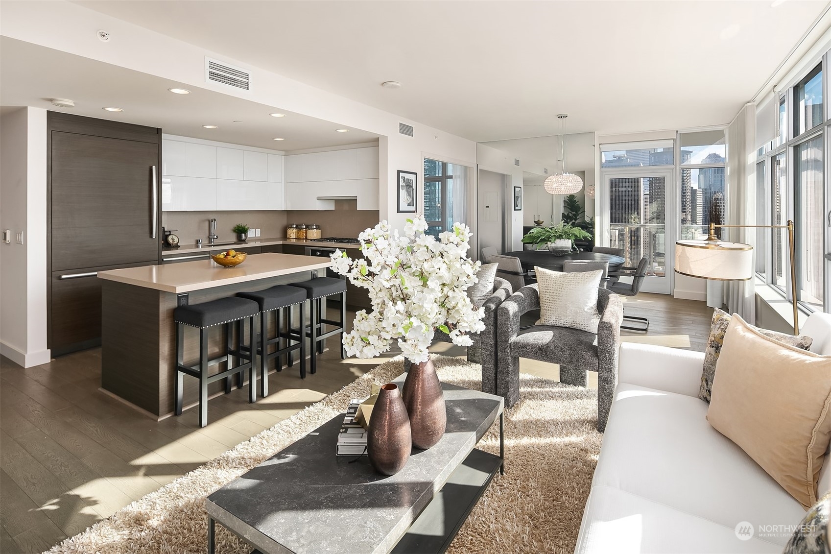 588 Bell Street Unit: 2805S