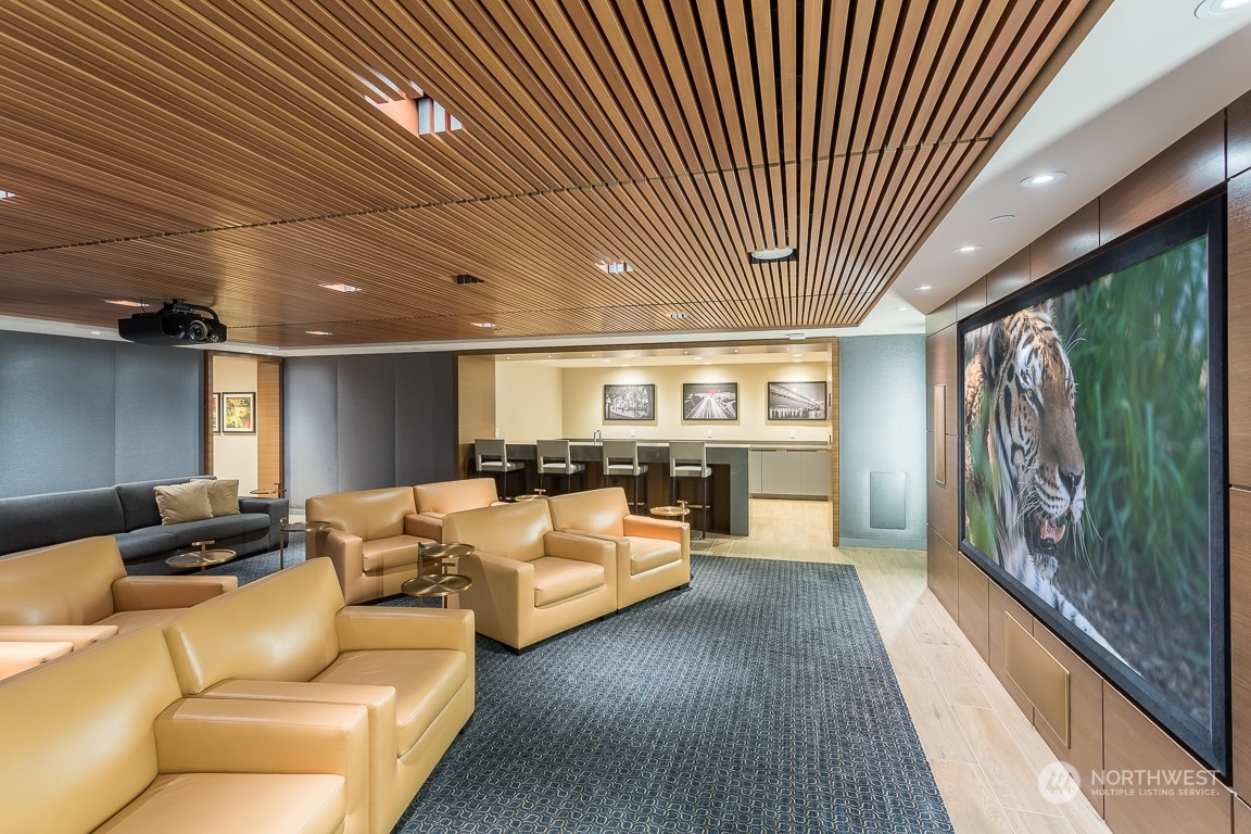 588 Bell Street Unit: 2805S