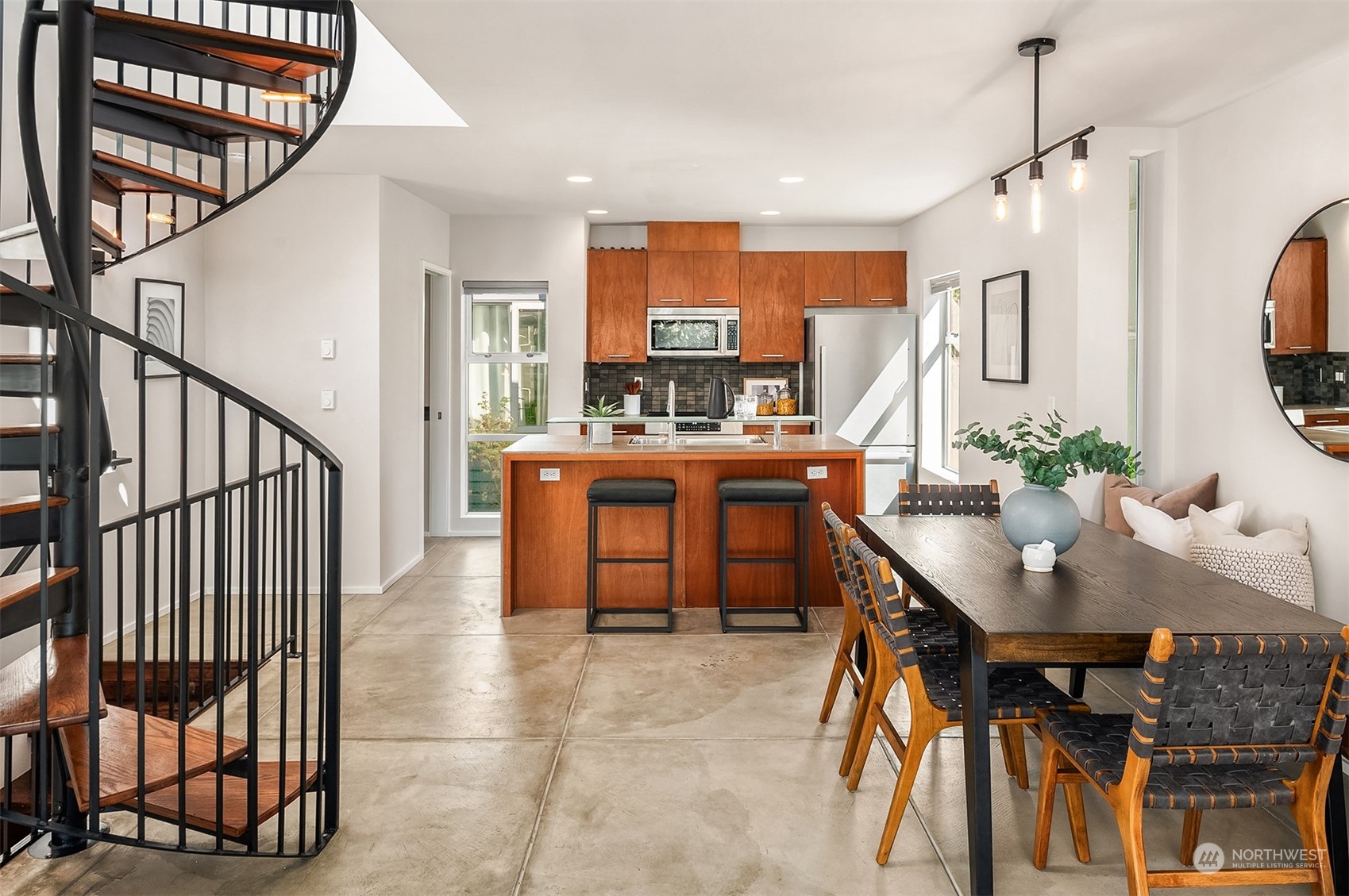 1106 E Howell St Unit: A