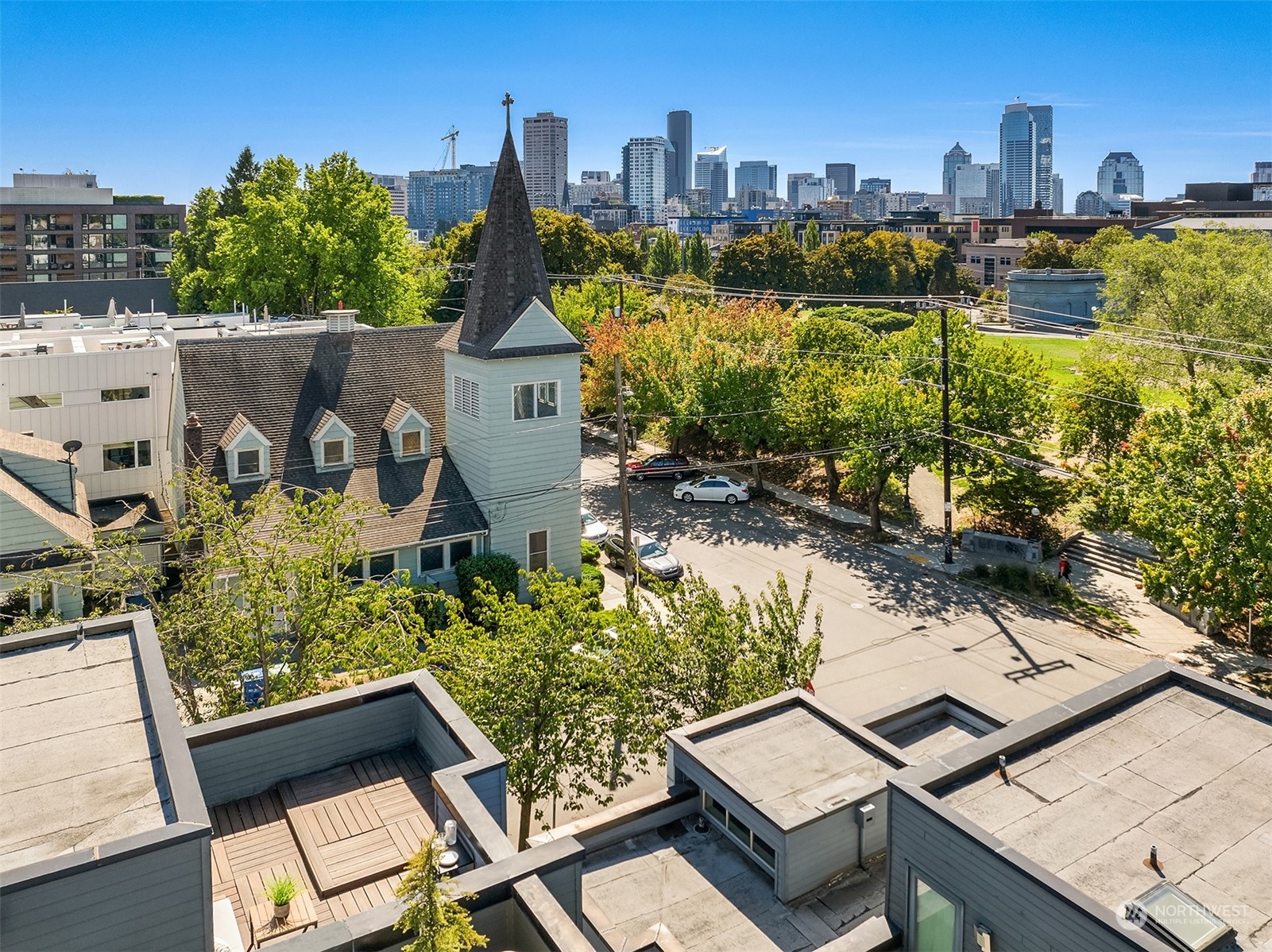 1106 E Howell St Unit: A